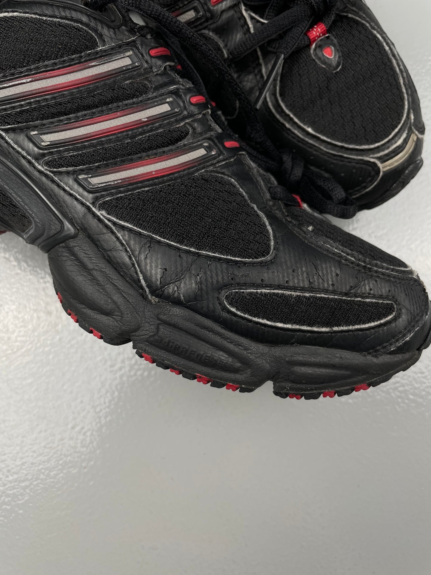 2005 adidas a3 Cushion (black/red) - size 42