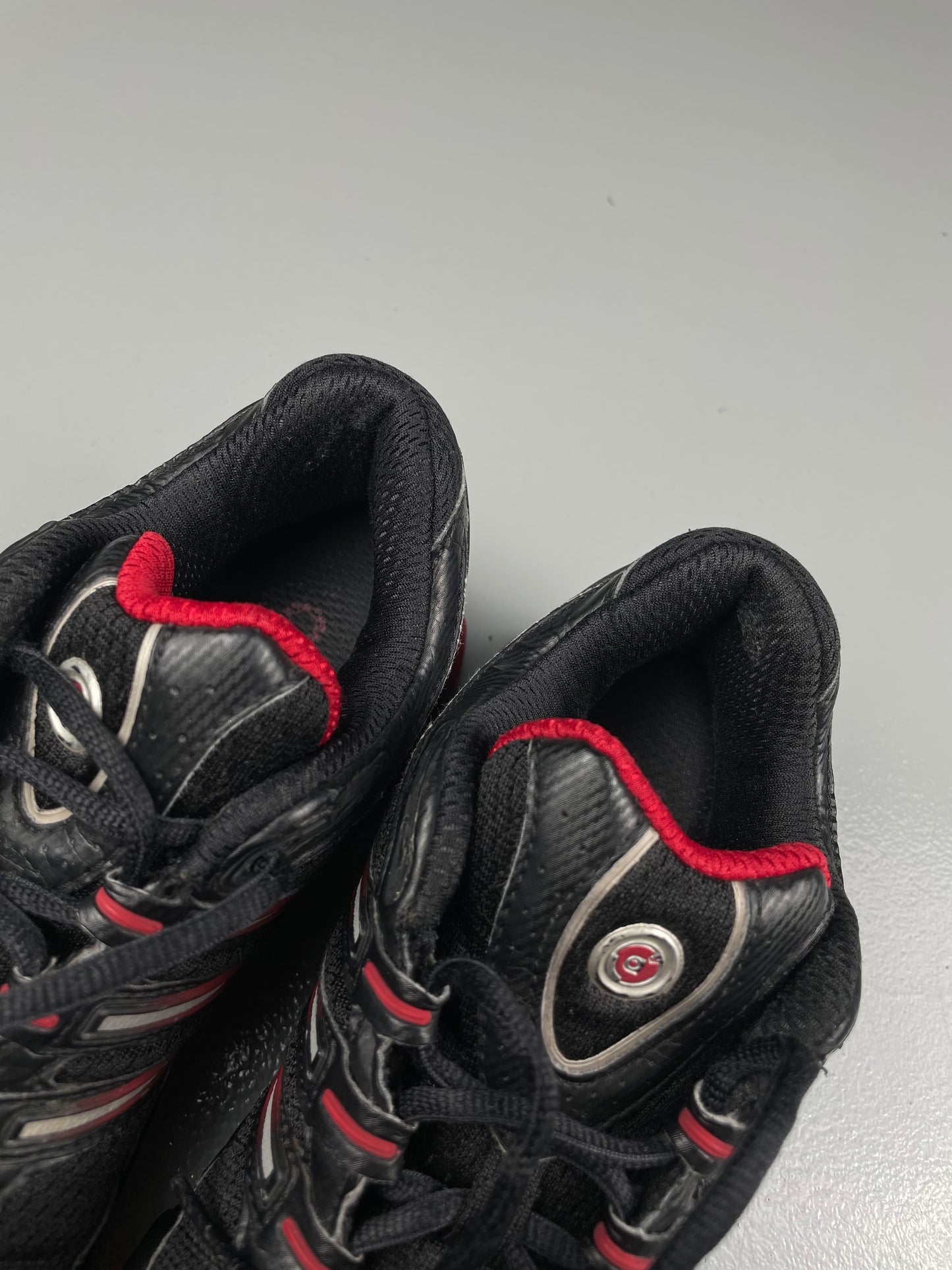 2005 adidas a3 Cushion (black/red) - size 42