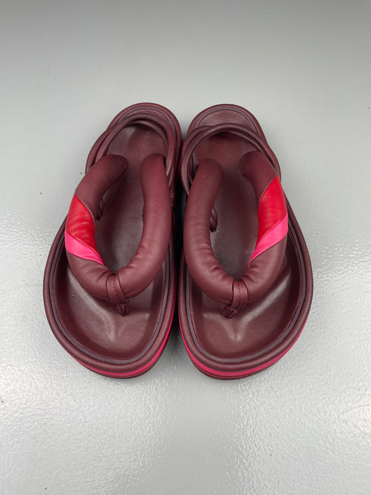 Isabel Marant leather puffy flip-flops - size 38