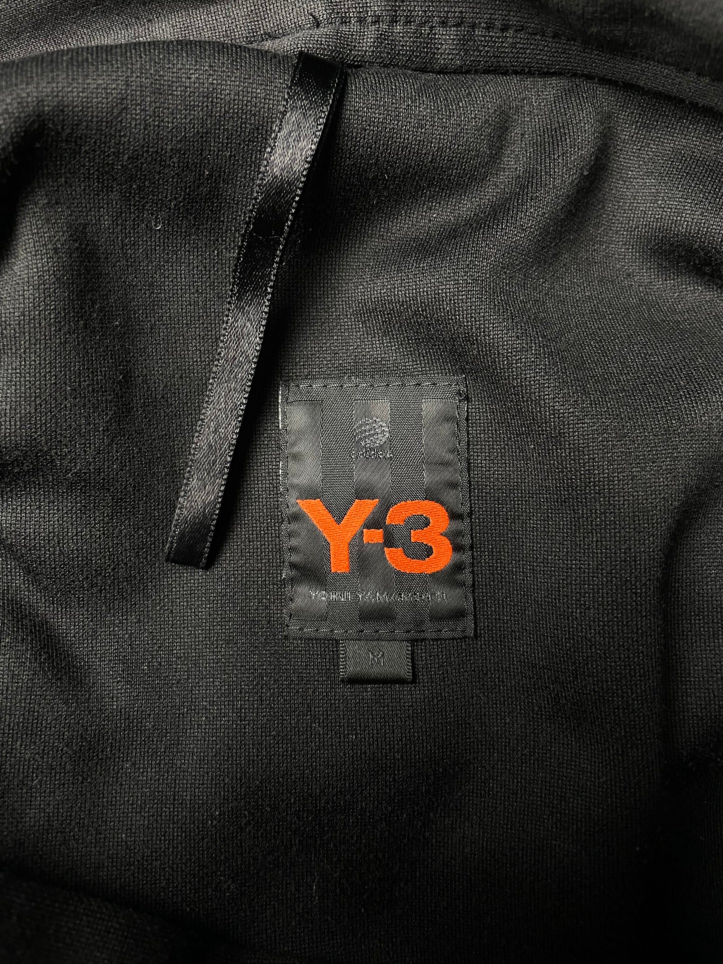Y-3 A/W 2004 polyester skirt - size M