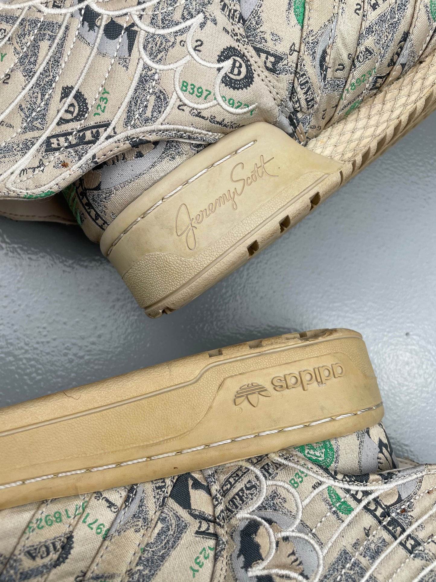 adidas Originals by Jeremy Scott A/W 2013 JS Wings 2.0 Money - size 43 1/3