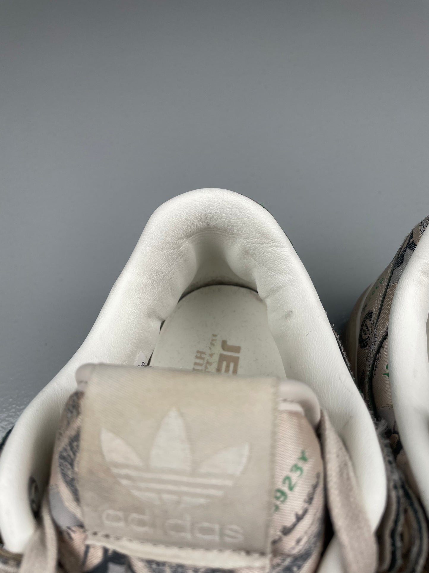adidas Originals by Jeremy Scott 2021 JS Forum Money Lo - size 38