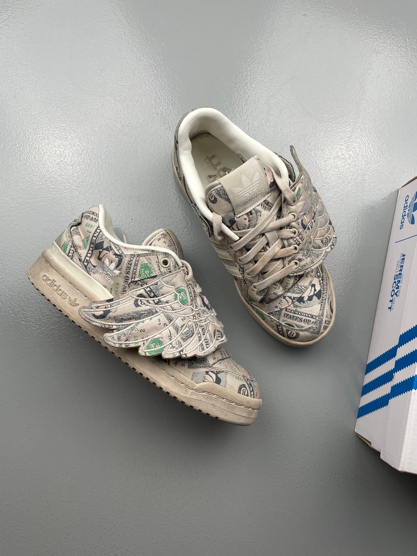 adidas Originals by Jeremy Scott 2021 JS Forum Money Lo - size 38
