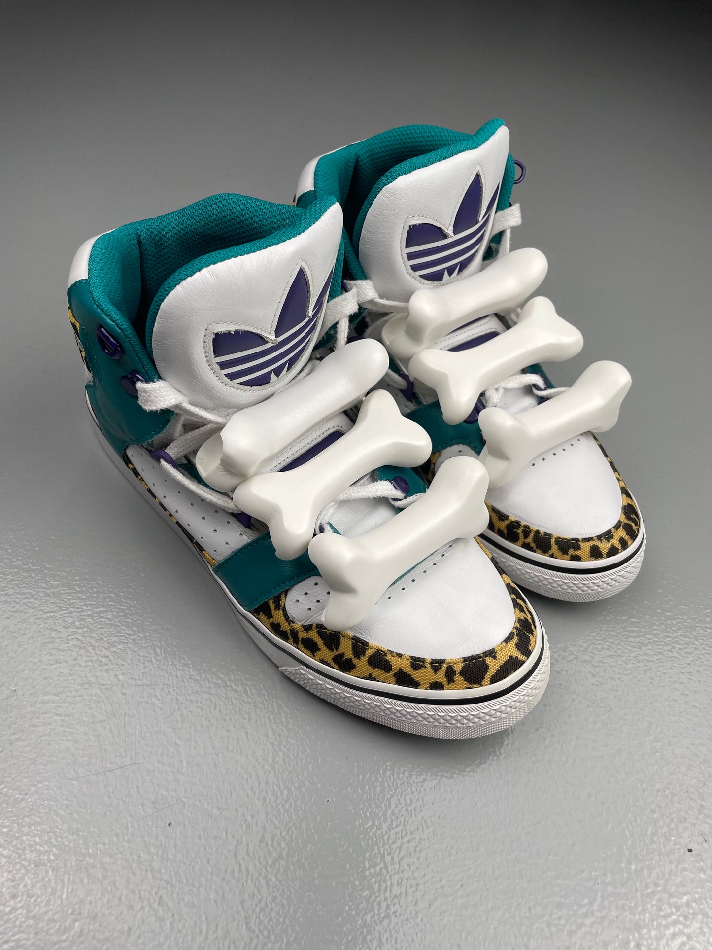 adidas Originals by Jeremy Scott A/W 2011 JS Bones "OG" - size 41 1/3