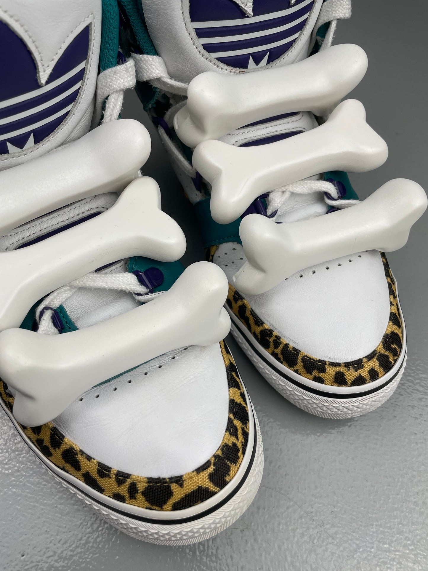 adidas Originals by Jeremy Scott A/W 2011 JS Bones "OG" - size 41 1/3
