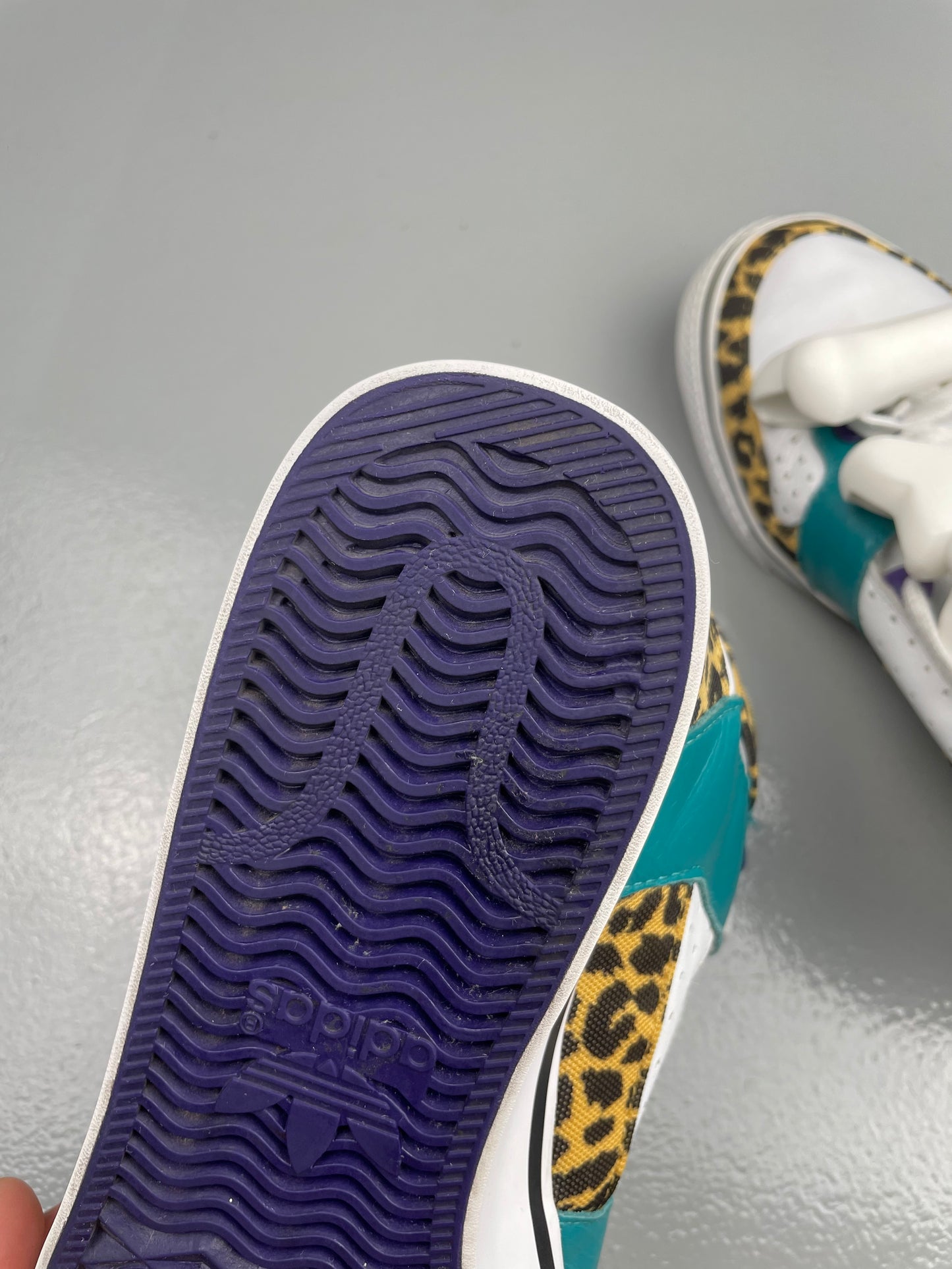 adidas Originals by Jeremy Scott A/W 2011 JS Bones "OG" - size 41 1/3