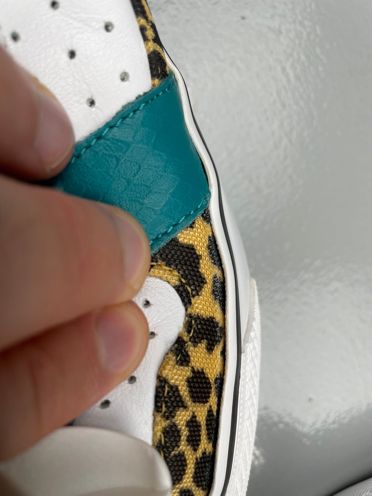 adidas Originals by Jeremy Scott A/W 2011 JS Bones "OG" - size 41 1/3