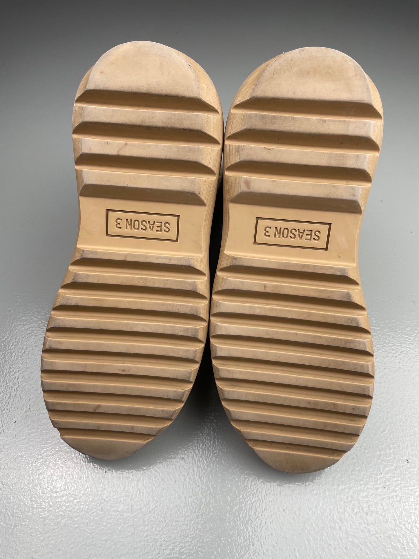 YEEZY Season 3 military boots (Rock) - size 41