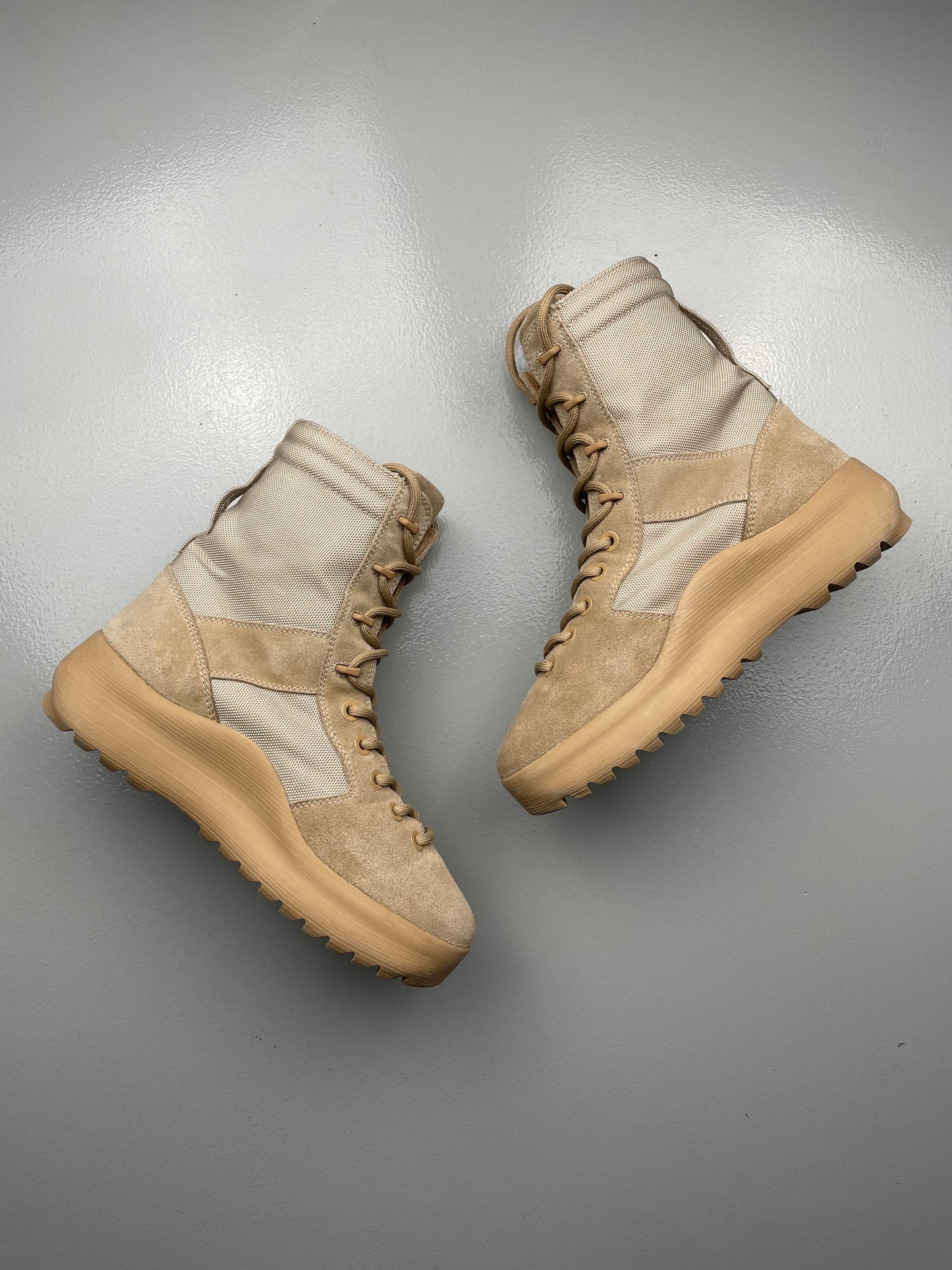 YEEZY Season 3 military boots (Rock) - size 41