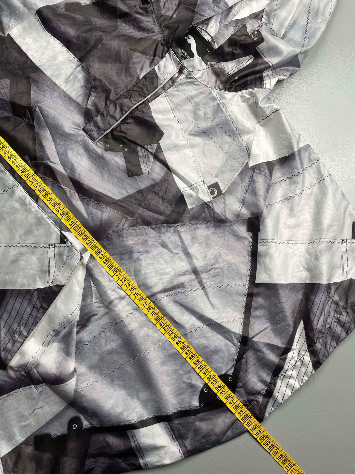 sample Puma Urban Mobility by Hussein Chalayan men's poncho windbreaker - size M