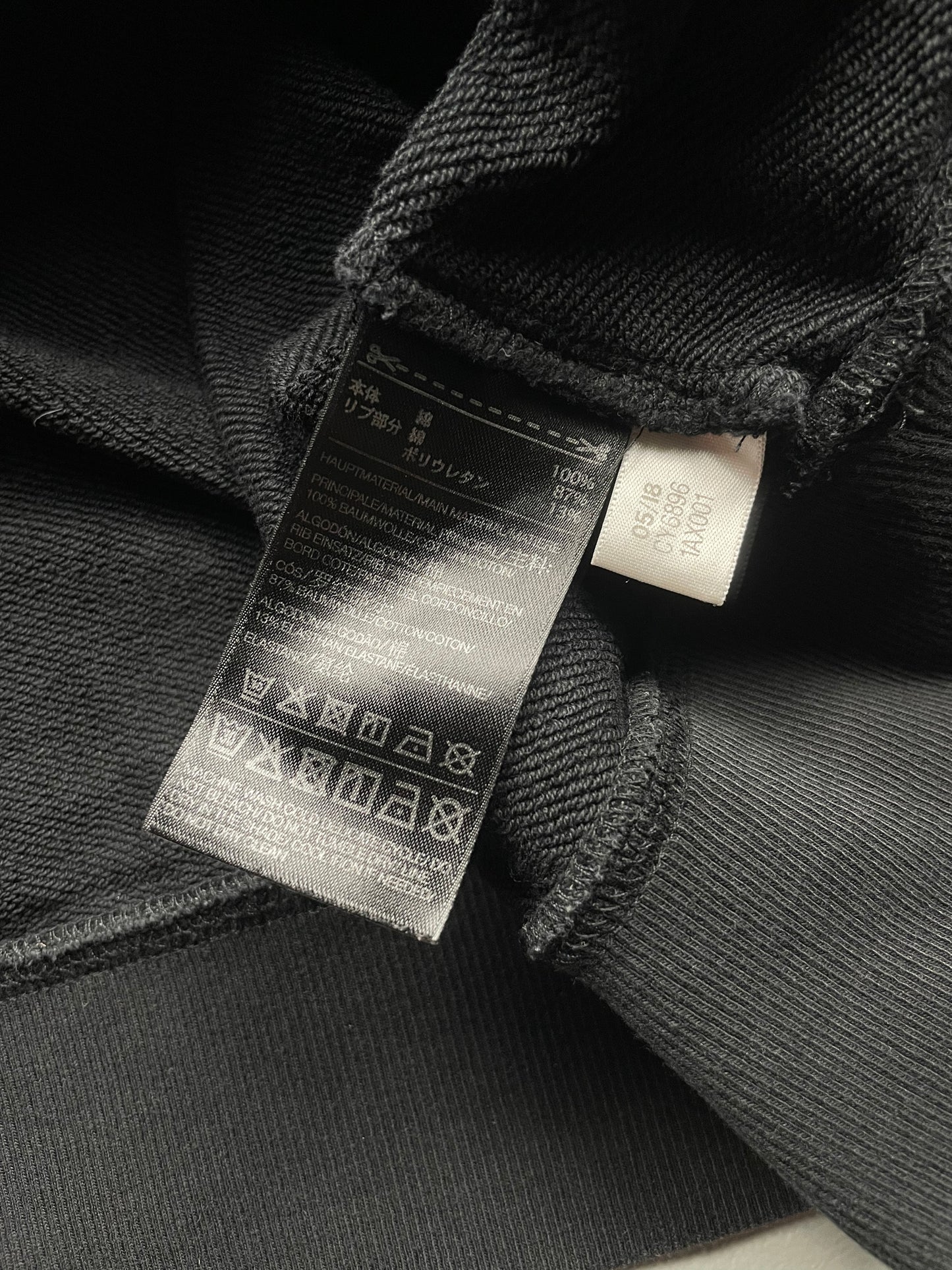 Y-3 A/W 2018 men's classic hoodie - size L