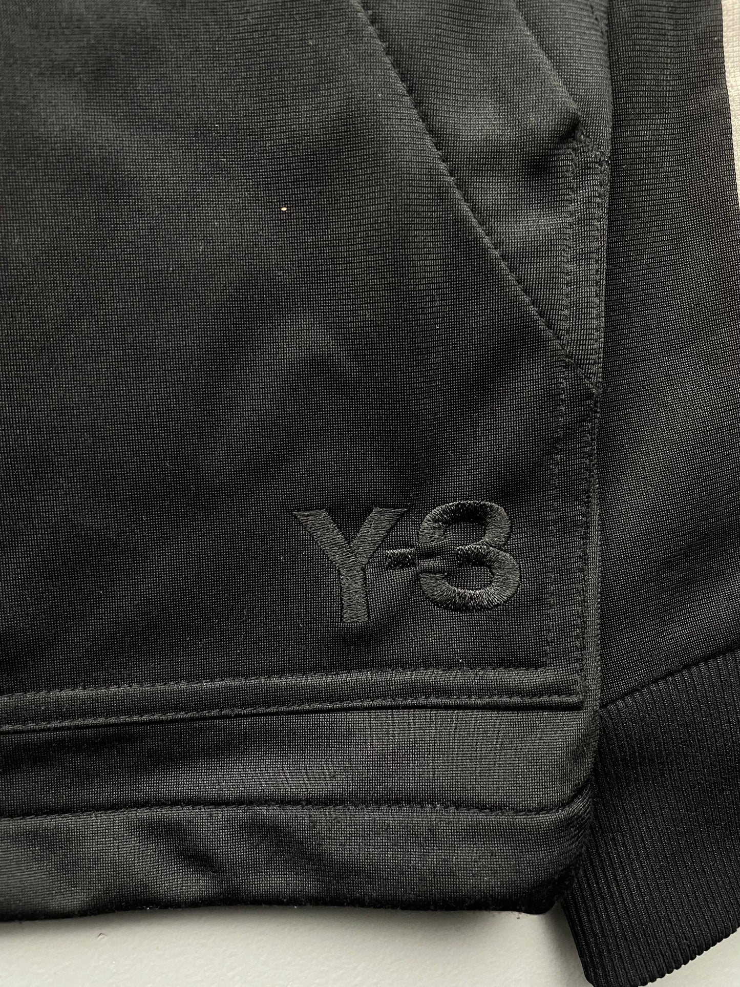 Y-3 A/W 2019 men's hooded track jacket - size S