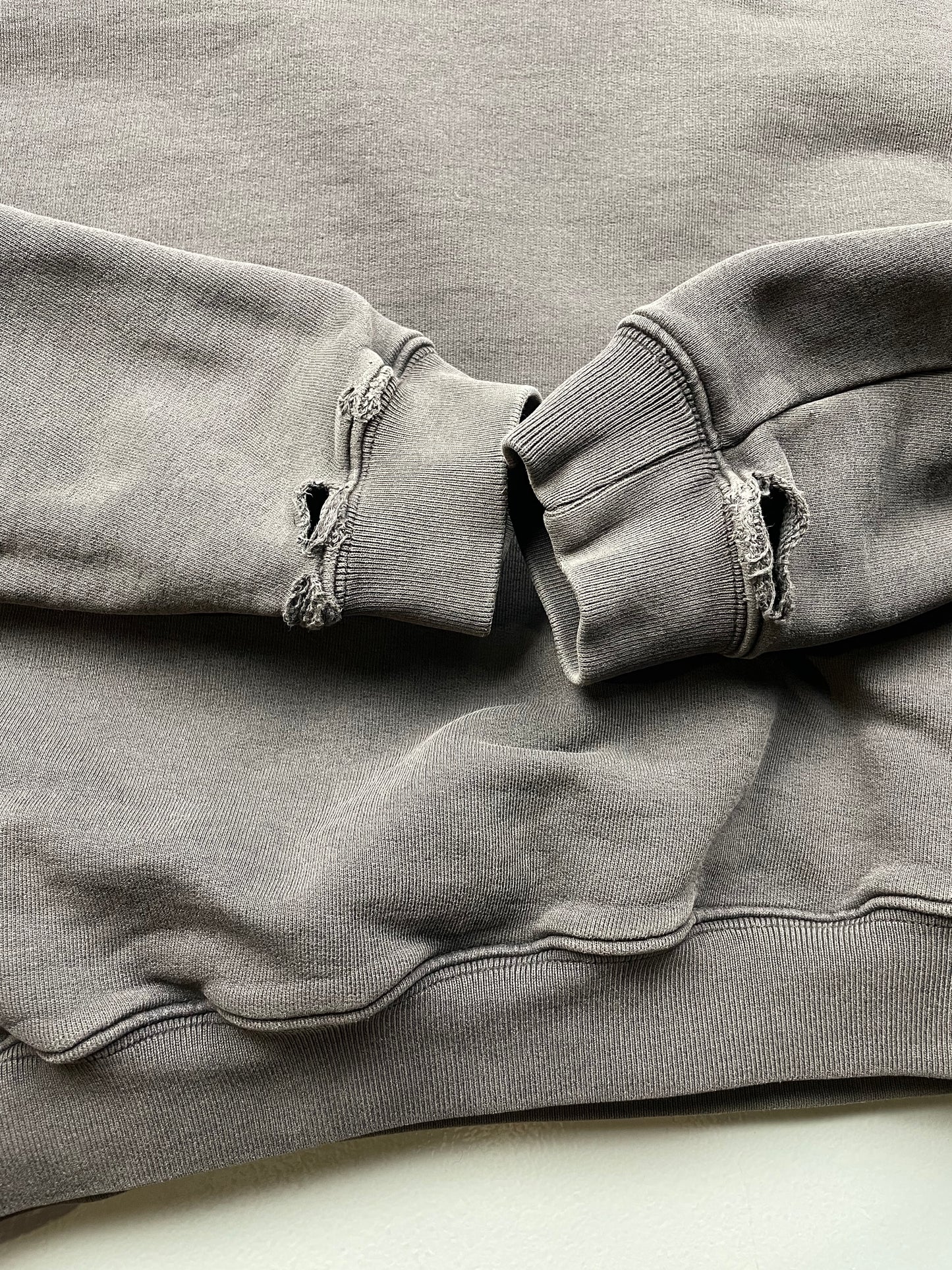 YEEZY Season 5 Calabasas crewneck - size M