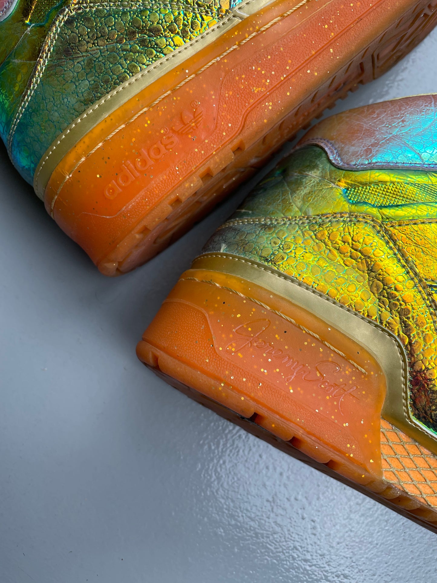 adidas Originals by Jeremy Scott S/S 2014 JS Wings "Gold Foil" - size 44 2/3