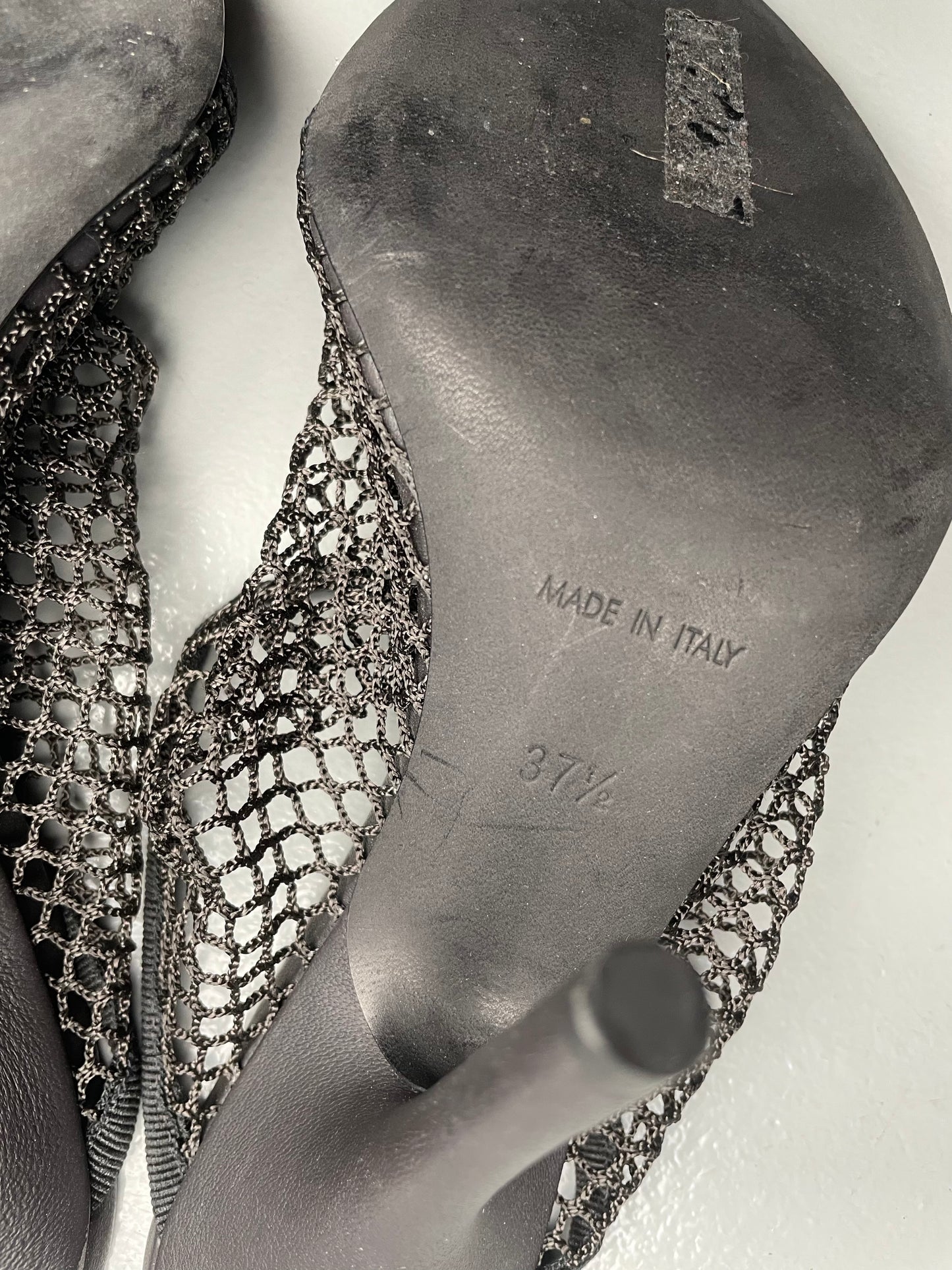 YEEZY Season 6 Mesh Sandal - size 37.5