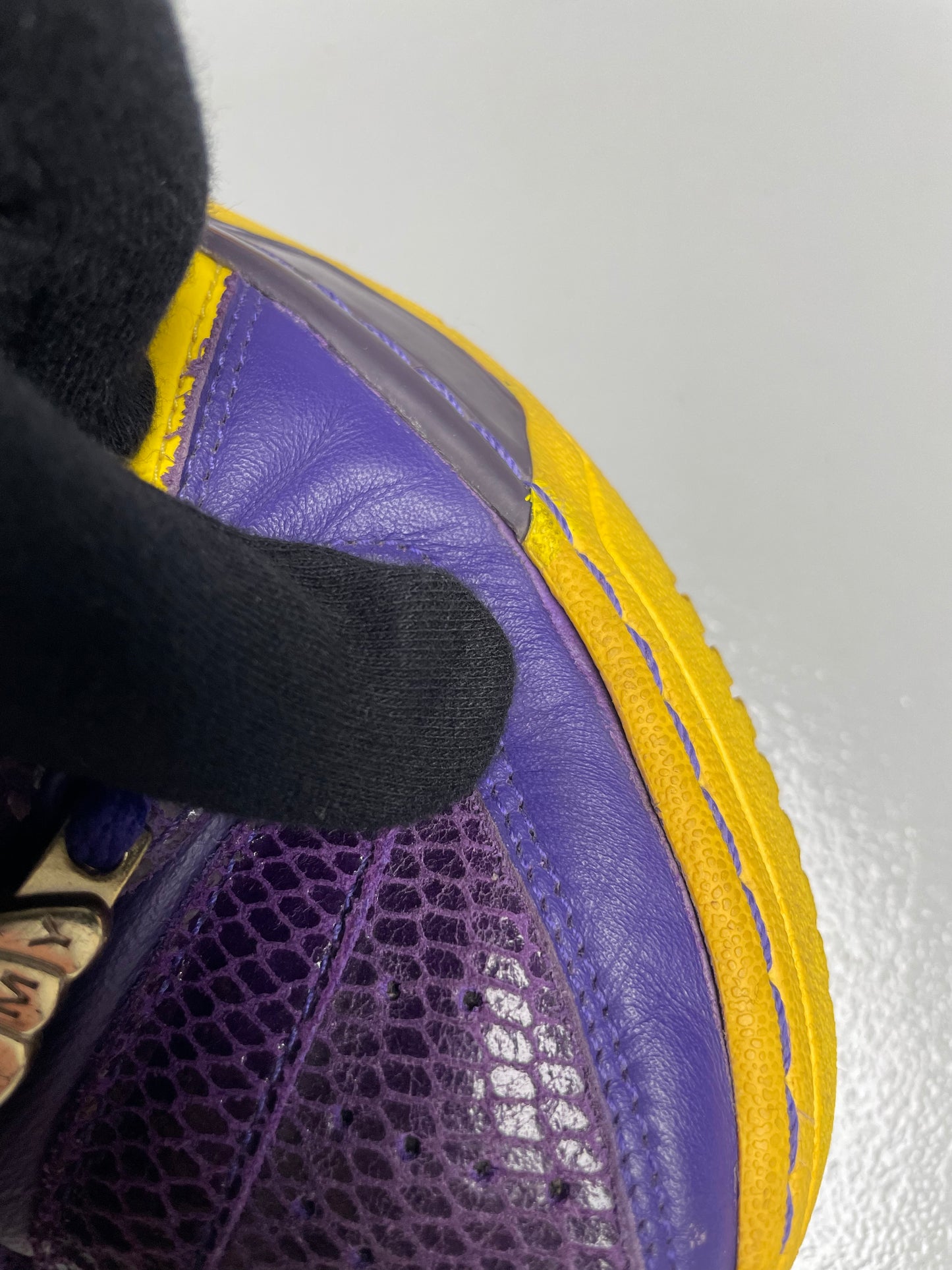adidas Originals by Jeremy Scott S/S 2009 JS Logo (purple/yellow) - size 36 2/3
