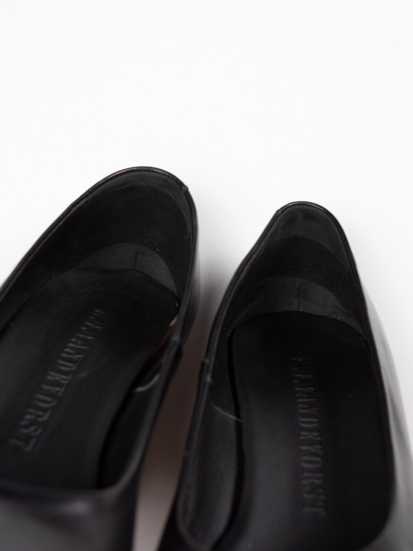 A.F.Vandevorst - round toe low heel pumps (black/black) - size 37 (75mm heel)