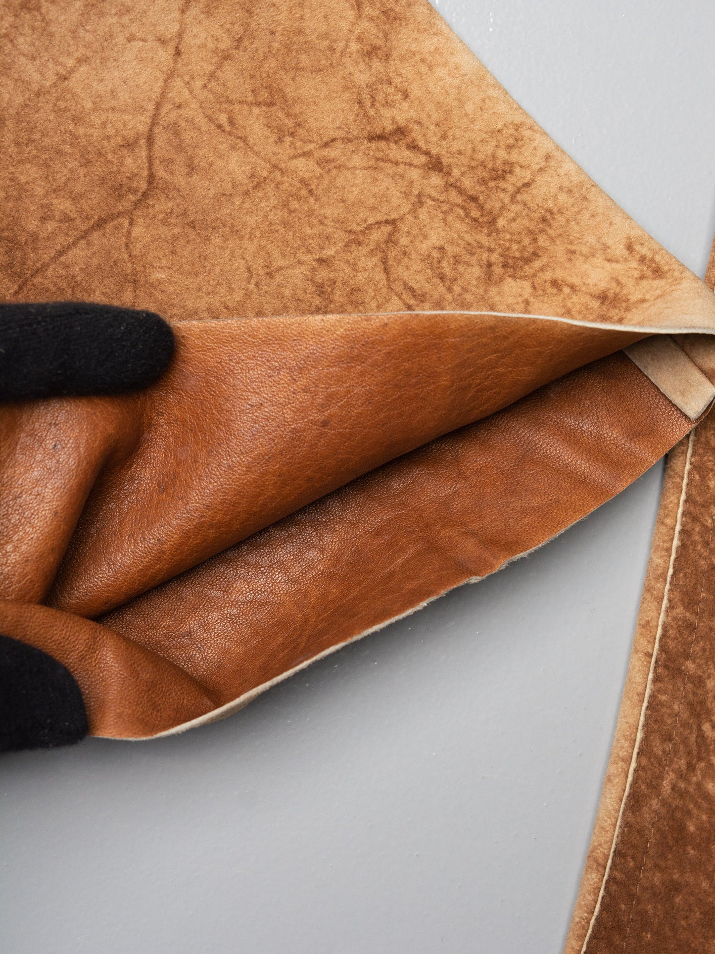 JPG.Jean's - (vintage) - men's belted cowhide leather pants - size 54