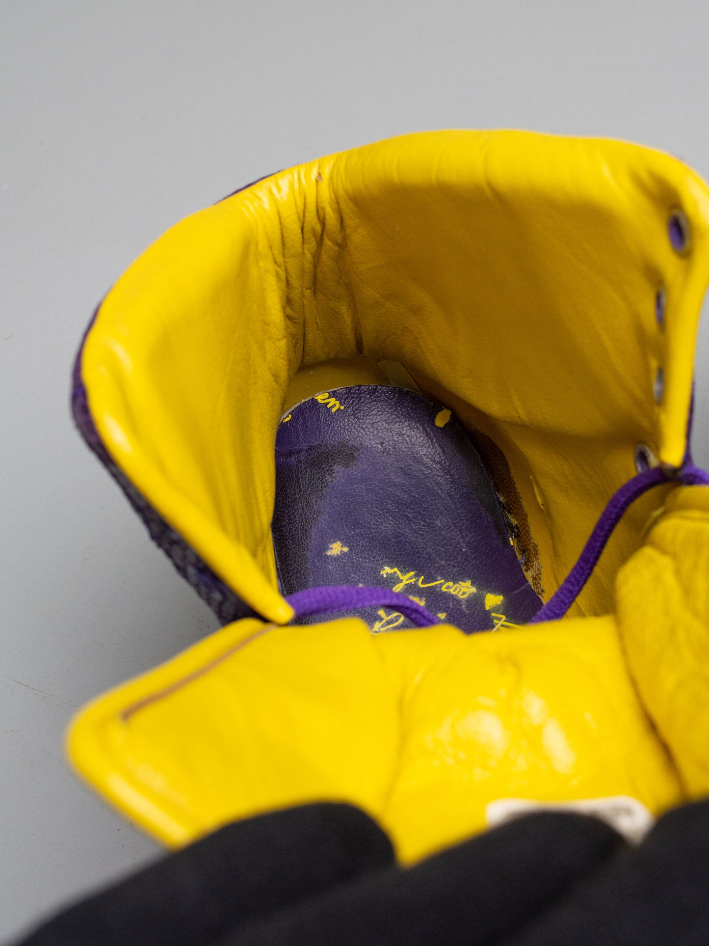 adidas Originals by Jeremy Scott S/S 2009 JS Logo (purple/yellow) - size 41 1/3