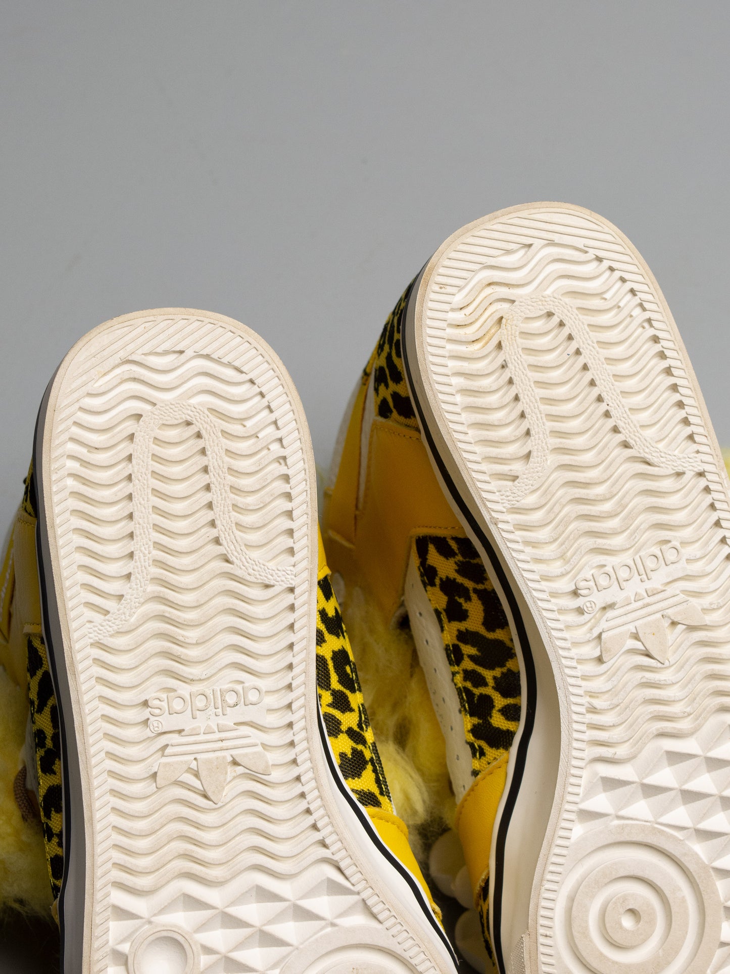 adidas Originals by Jeremy Scott S/S 2015 JS Bones Fur - size 40 2/3