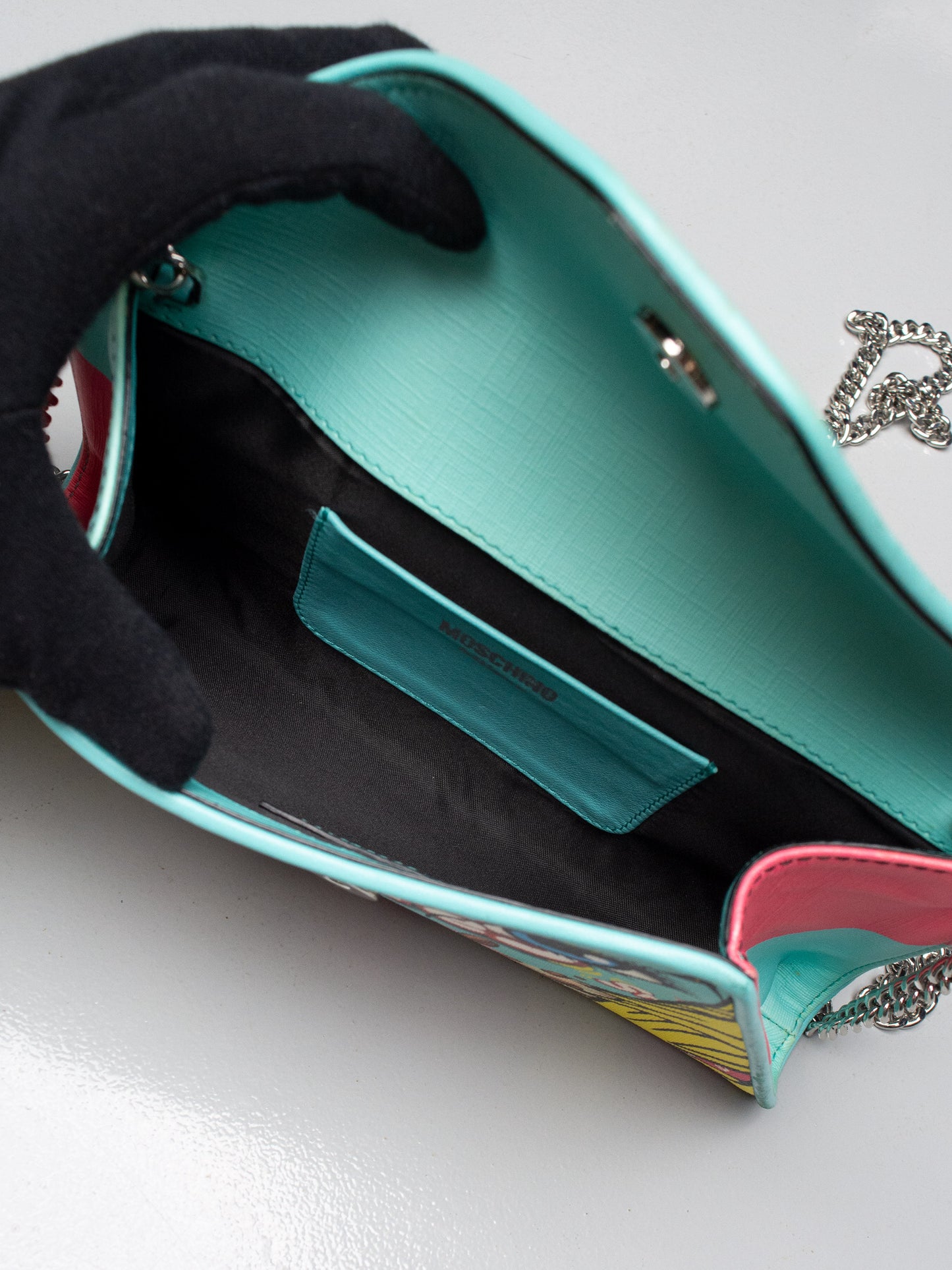 Moschino X Ben Frost A/W 2018 SmoreS leather chain clutch bag