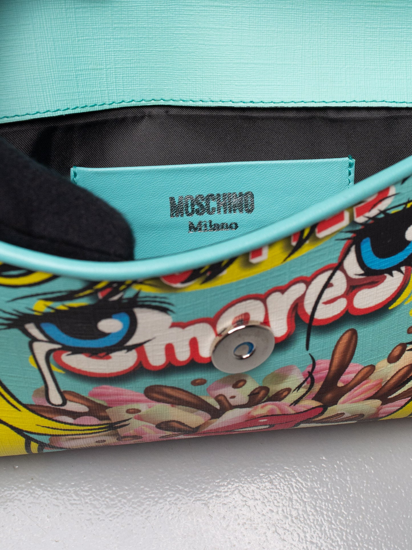Moschino X Ben Frost A/W 2018 SmoreS leather chain clutch bag