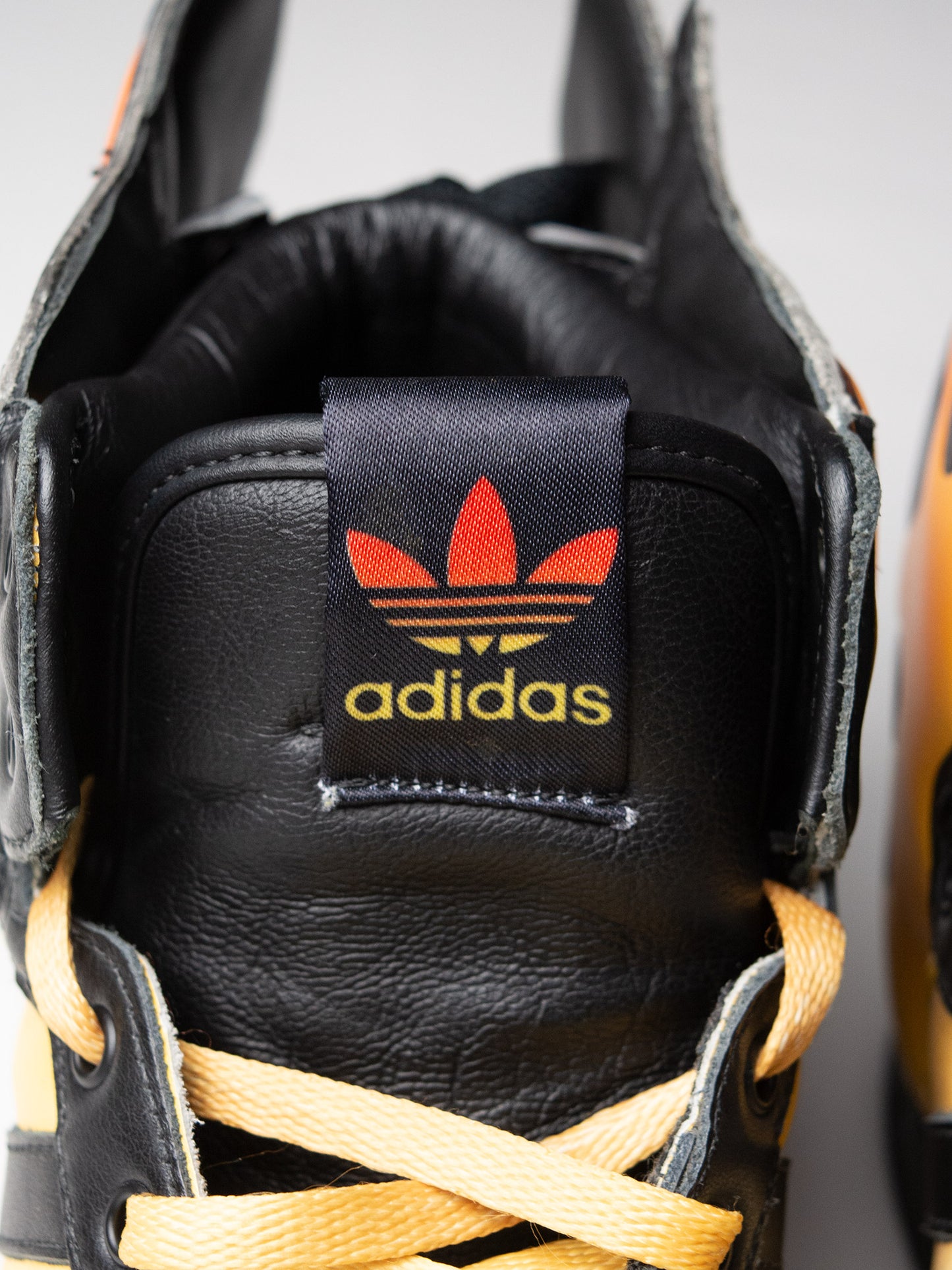 adidas Originals by Jeremy Scott - S/S 2011 - JS Flames - size 42 2/3