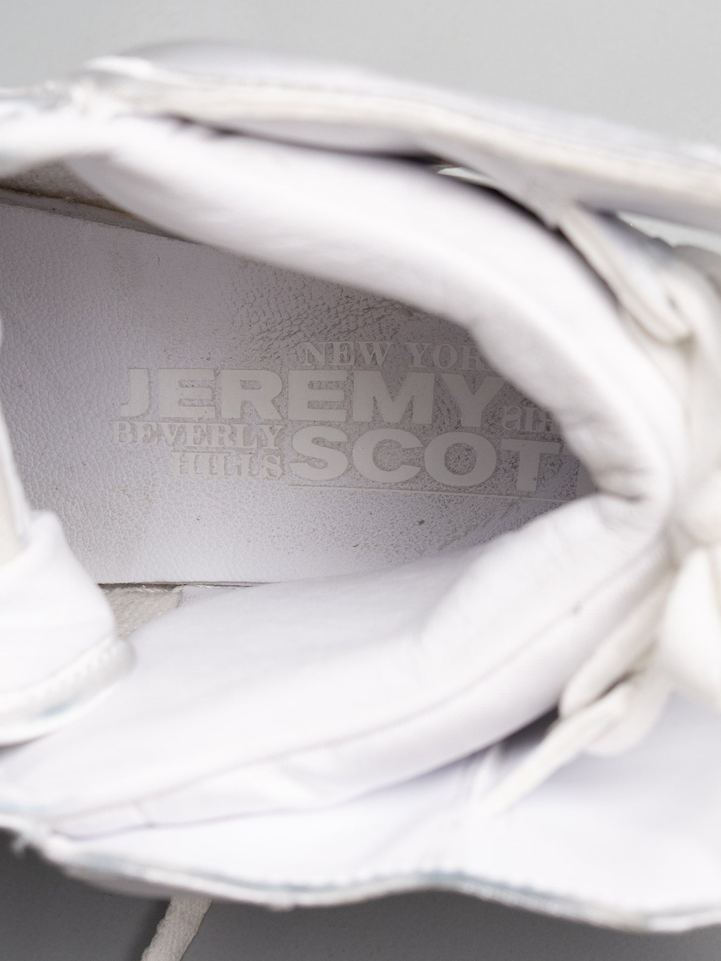 adidas Originals by Jeremy Scott X 2NE1 S/S 2012 JS Wings 2.0 "Satin" - size 43 1/3