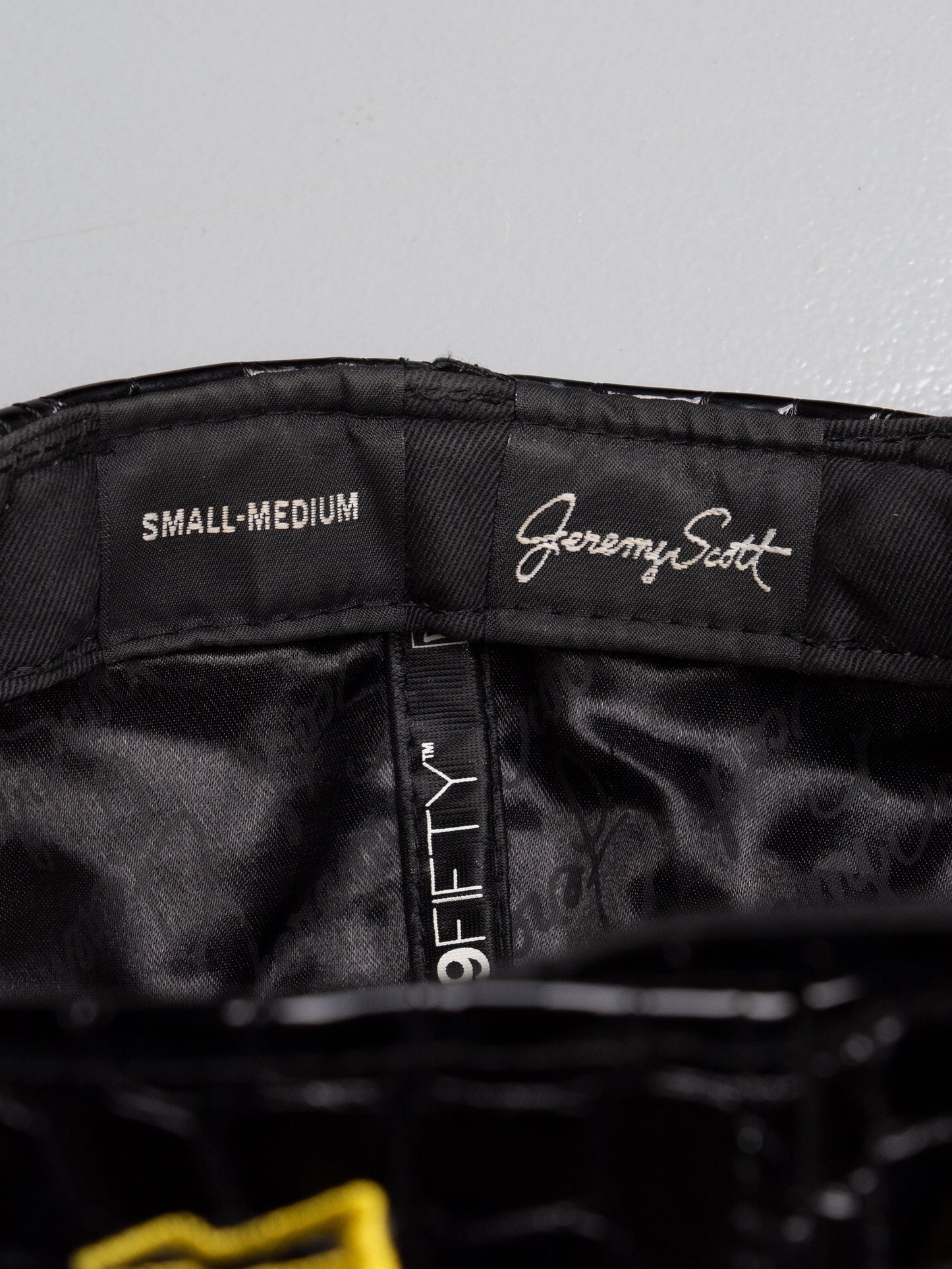 New Era X Jeremy Scott - S/S 2013 - Crocodile embossed leather 9Fifty snapback - size S/M