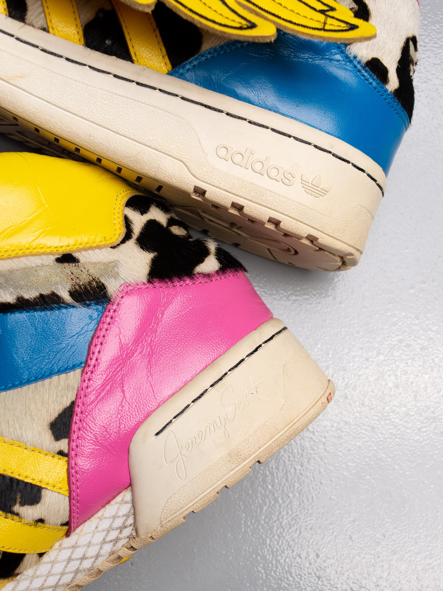 adidas Originals by Jeremy Scott X 2NE1 S/S 2012 JS Wings - size 45 1/3