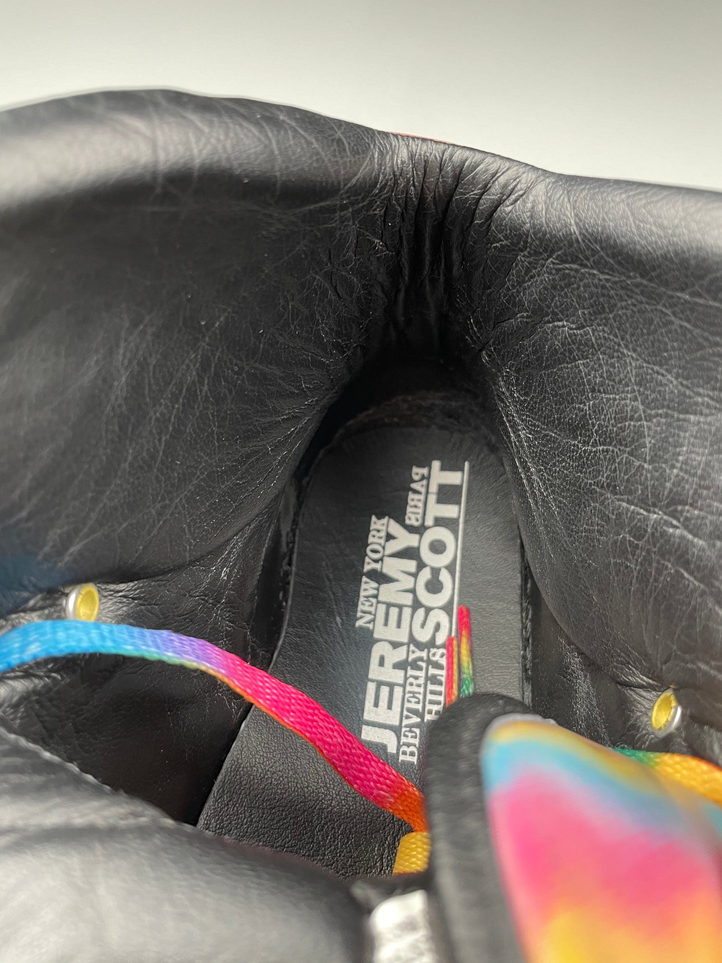 adidas X Jeremy Scott S/S 2010 JS Wings 1.0 'Rainbow' - size 46