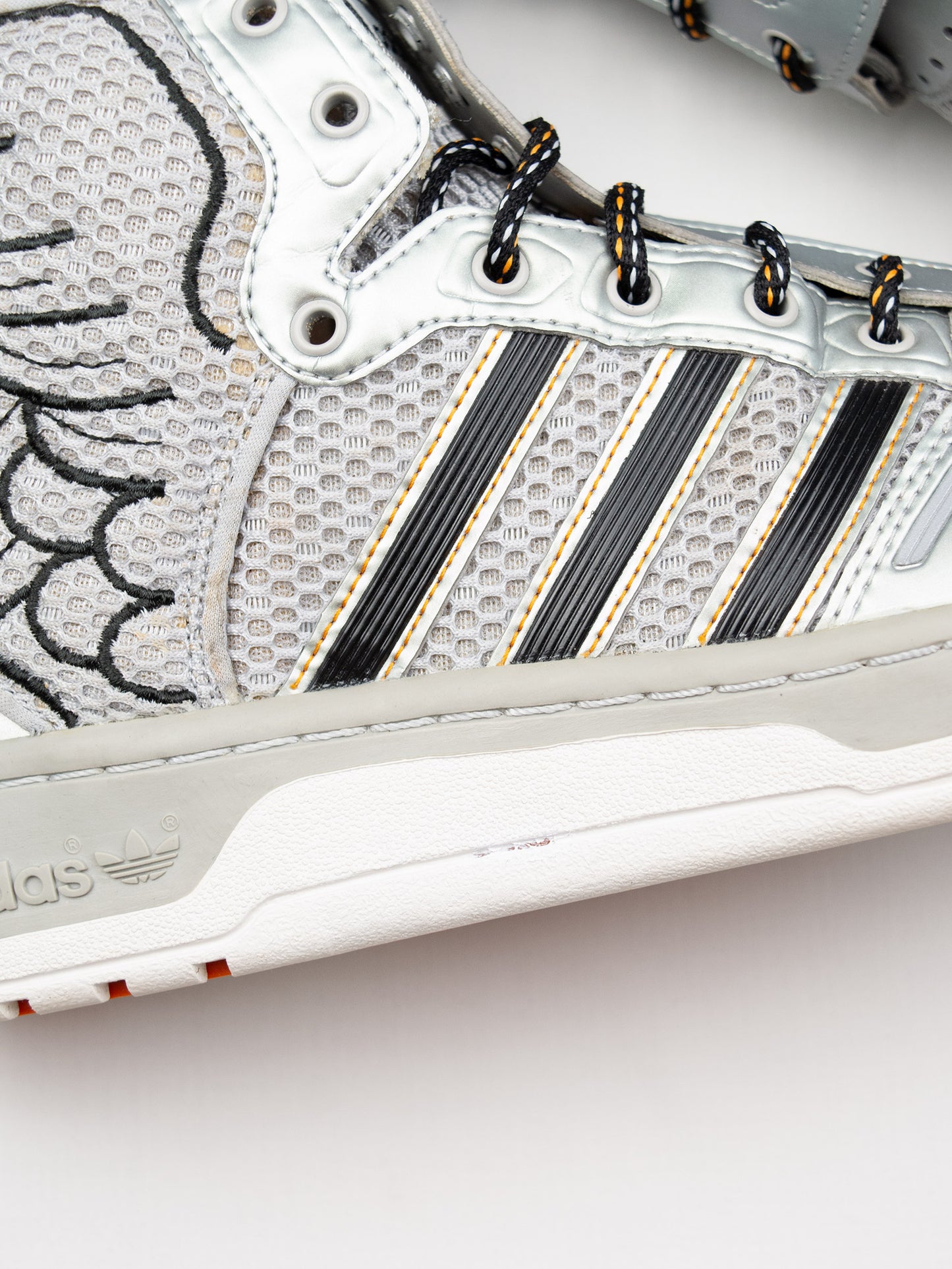 adidas Originals by Jeremy Scott - A/W 2012 - JS Wings 2.0 "Metallic Silver Mesh" - size 44 2/3