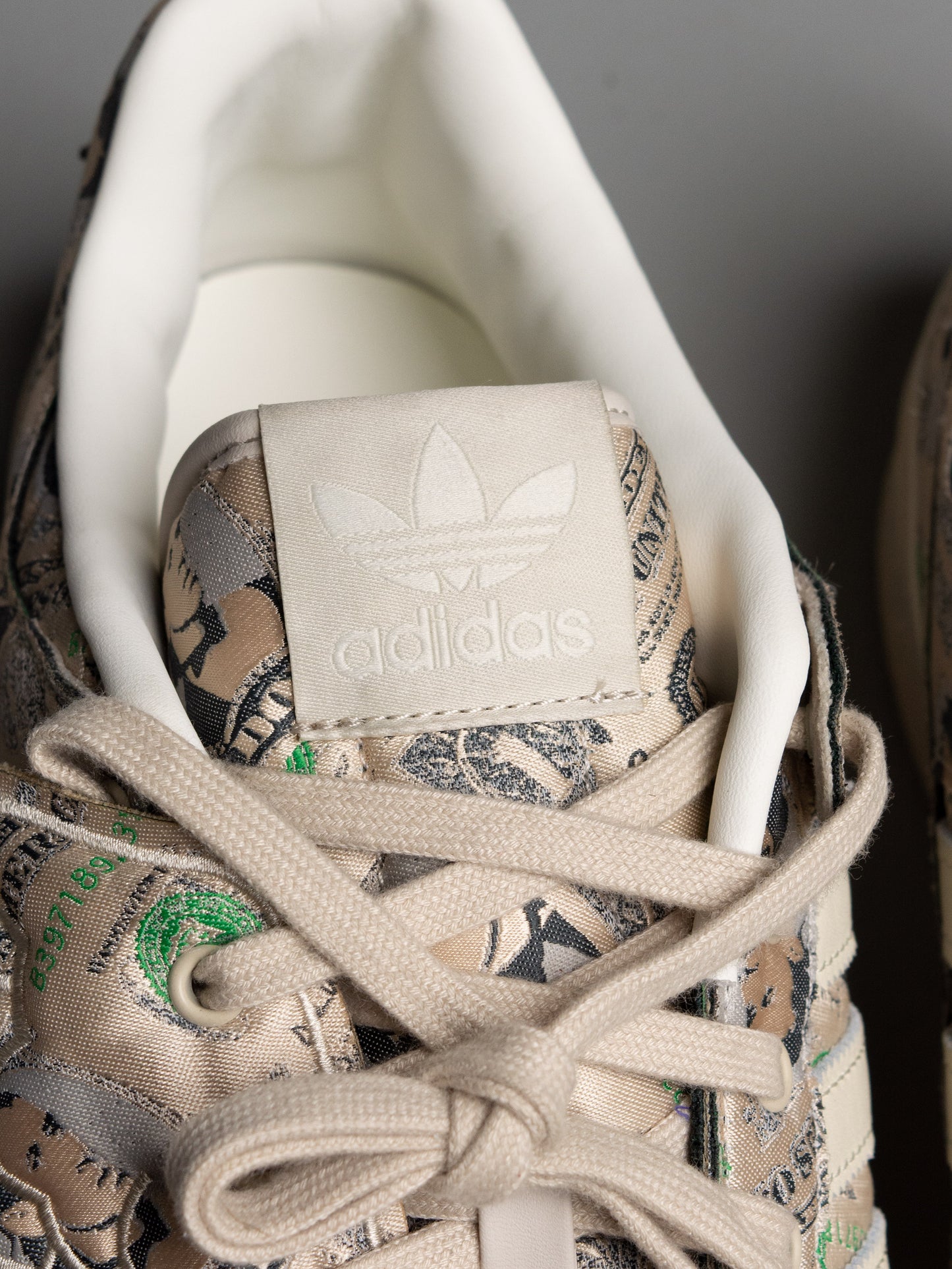 adidas Originals X Jeremy Scott 2021 JS Forum Money Lo - size 47 1/3