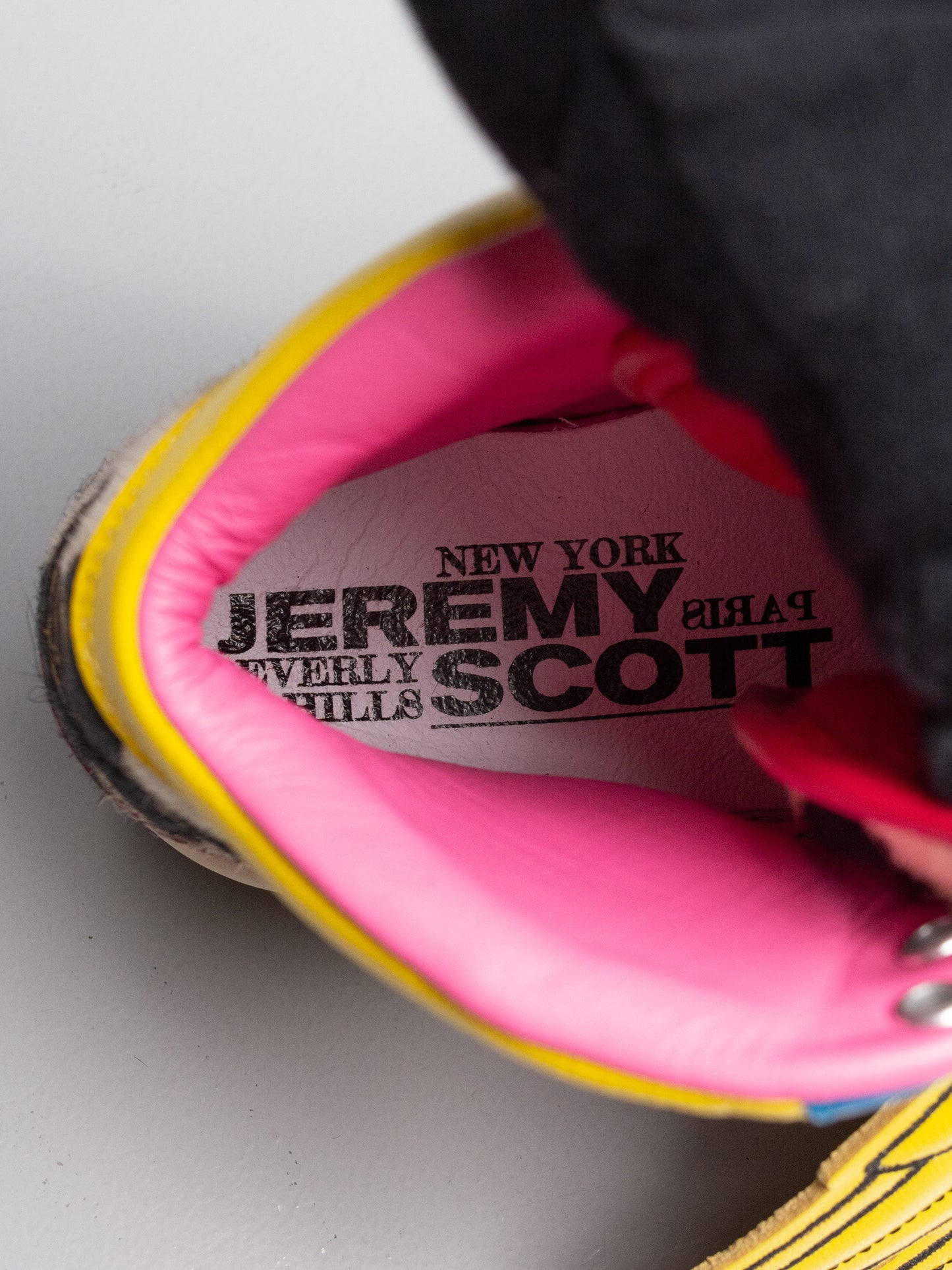 adidas Originals by Jeremy Scott X 2NE1 S/S 2012 JS Wings - size 41 1/3