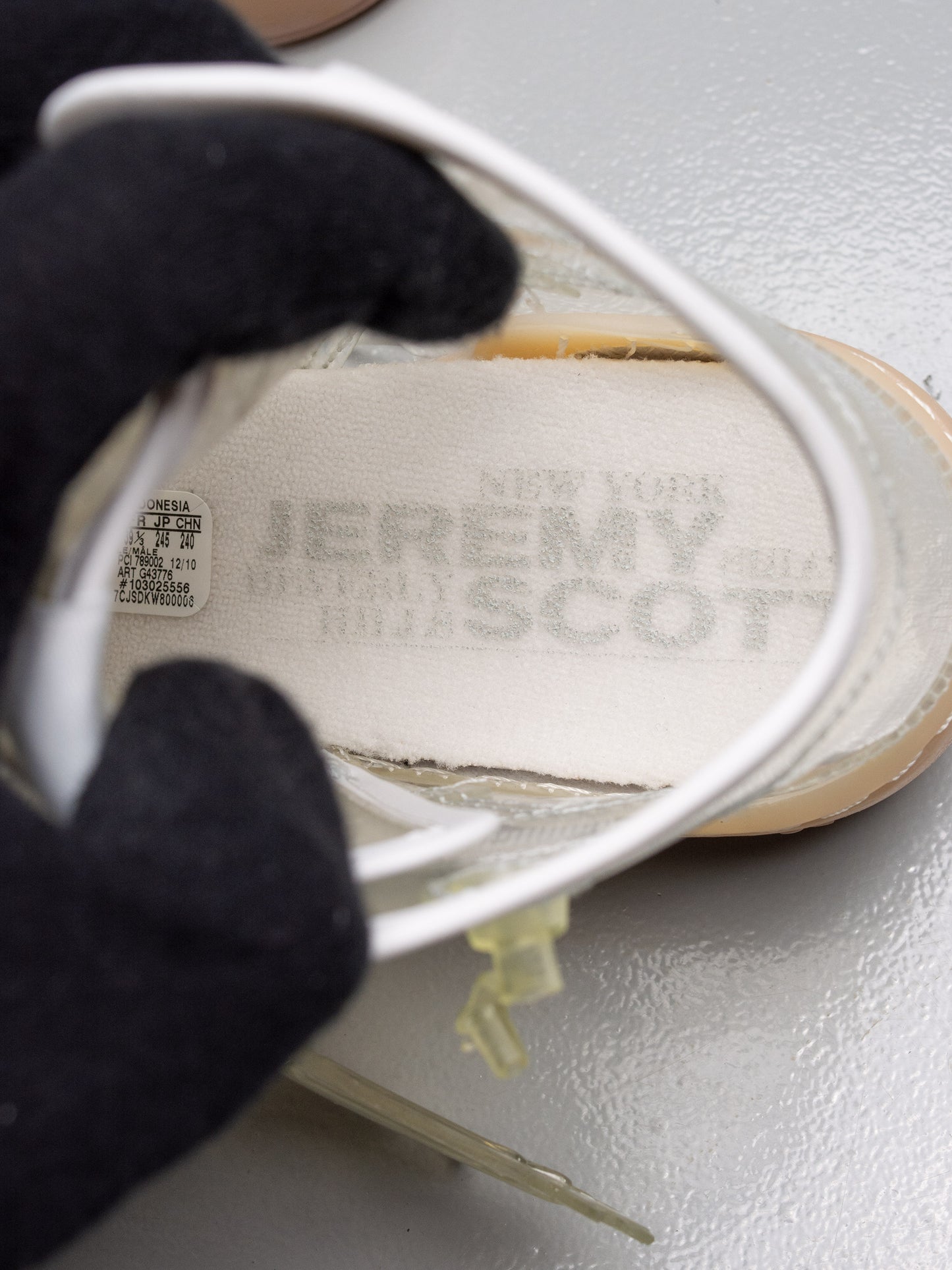 adidas Originals by Jeremy Scott S/S 2011 JS Wings "Clear" - size 39 1/3