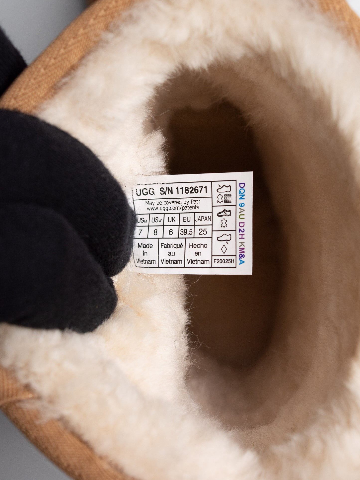 UGG X Jeremy Scott 2025 Classic Short Flames Boot - size 39.5