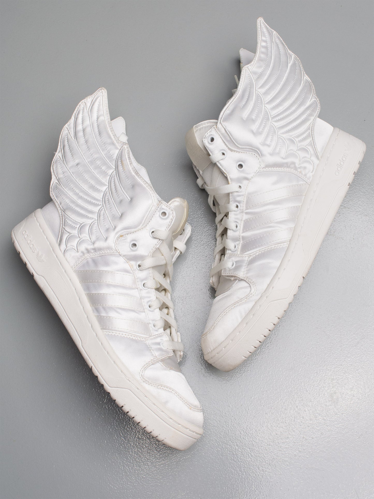 adidas Originals by Jeremy Scott X 2NE1 S/S 2012 JS Wings 2.0 "Satin" - size 43 1/3