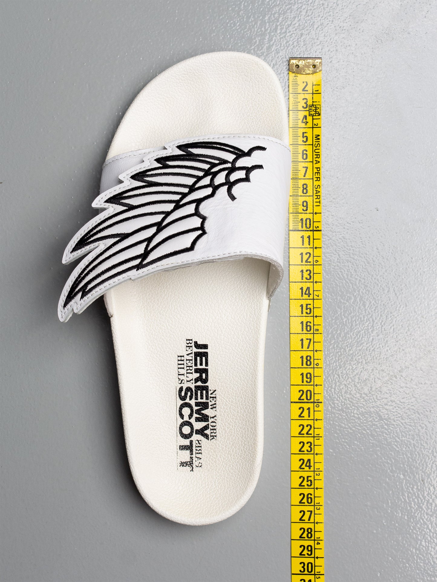 adidas Originals X Jeremy Scott 2022 Monogram Adilette Wings - size 42