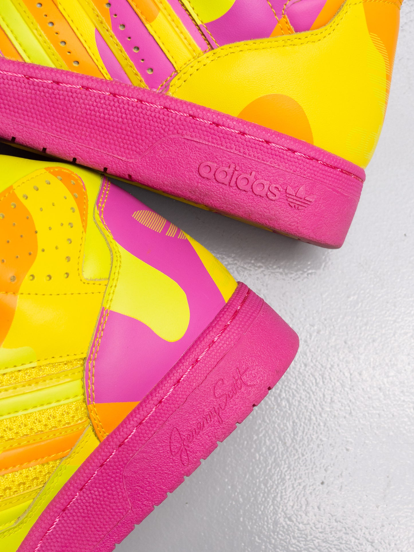 adidas Originals by Jeremy Scott A/W 2013 JS Instinct Hi Neon Camo - size 39 1/3