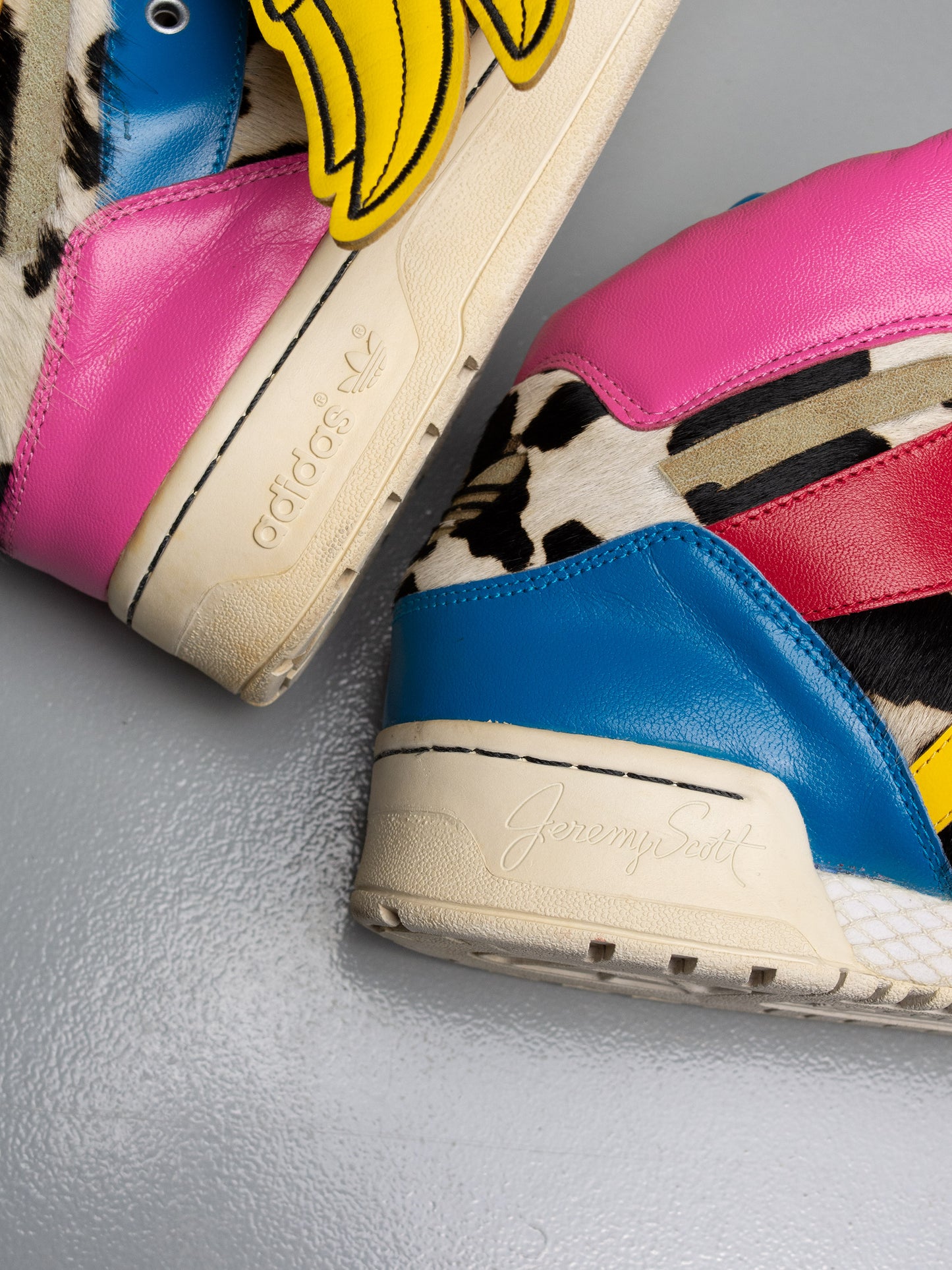 adidas Originals by Jeremy Scott X 2NE1 S/S 2012 JS Wings - size 44 2/3