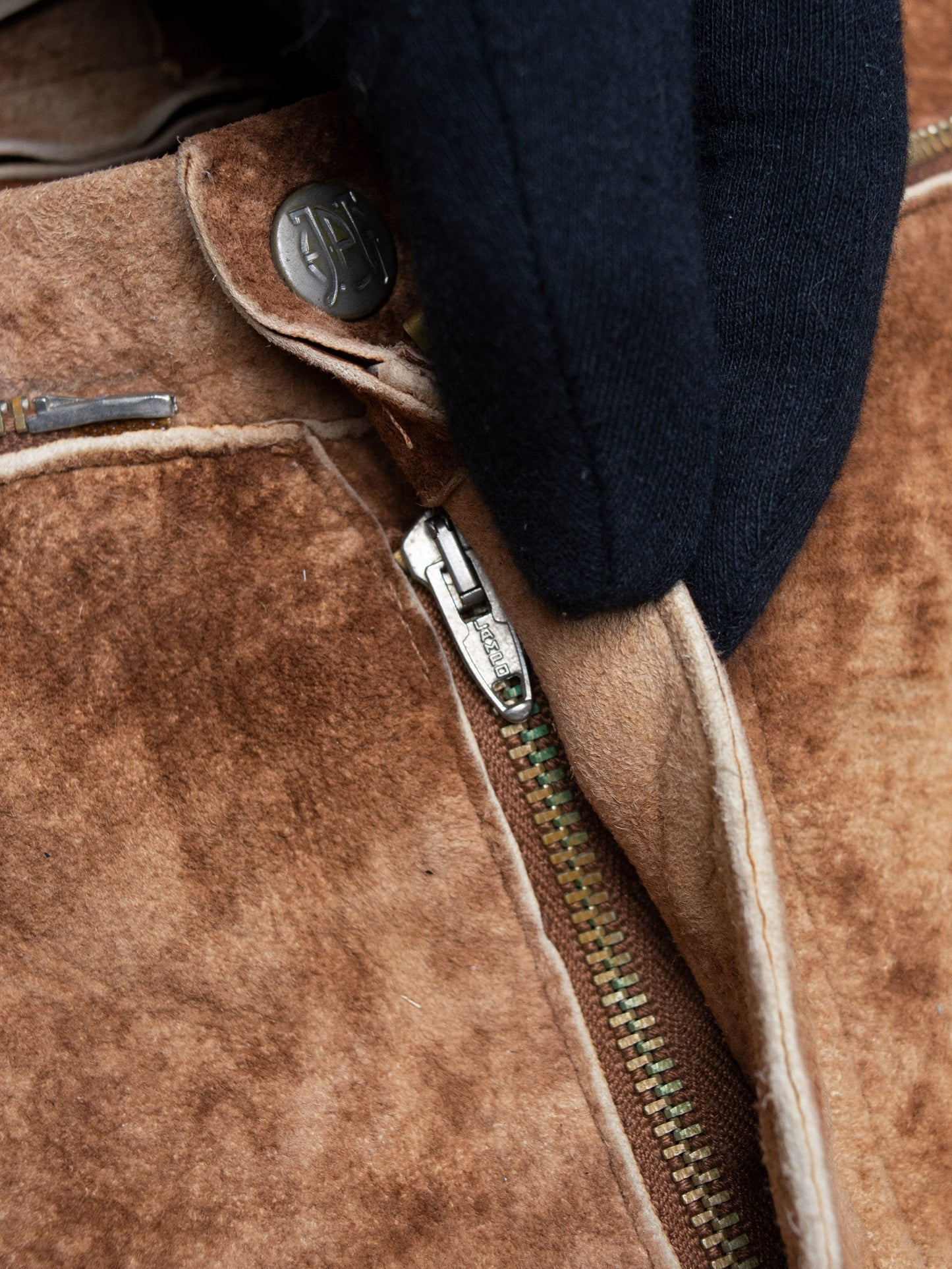 JPG.Jean's - (vintage) - men's belted cowhide leather pants - size 54