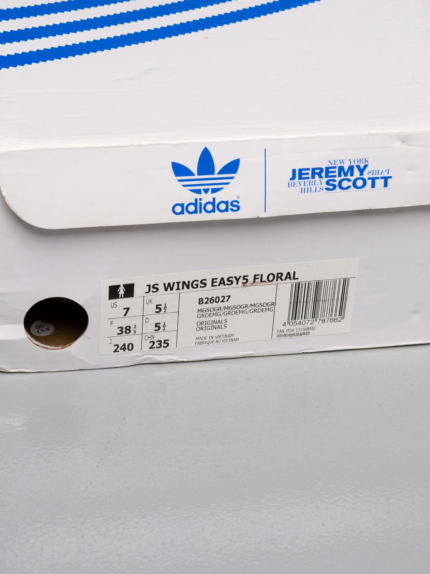adidas Originals by Jeremy Scott S/S 2015 JS Wings Easy Five Floral - size 38 2/3