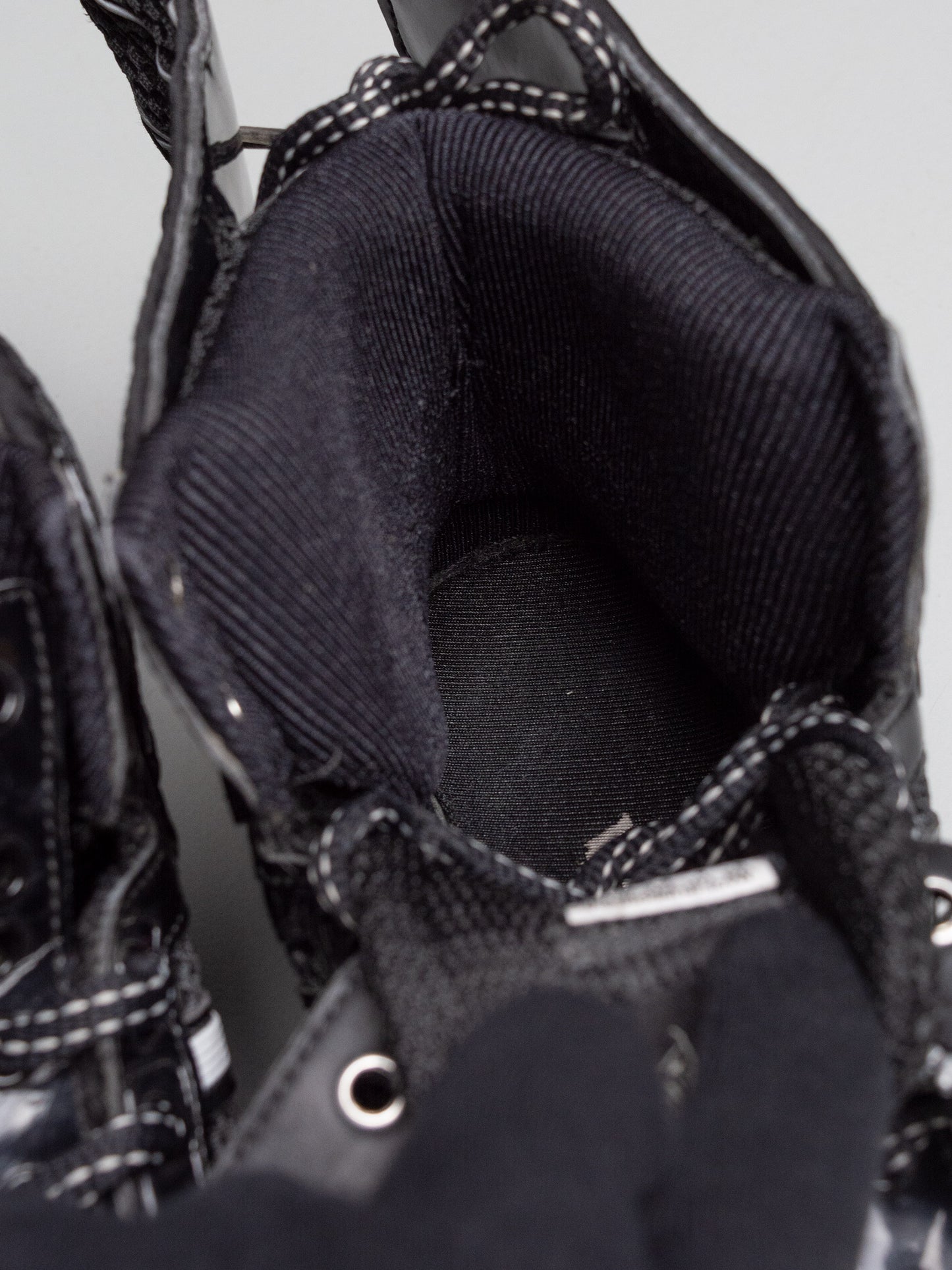 adidas Originals by Jeremy Scott 2015 JS Wings 2.0 Mesh (black) - size 39 1/3