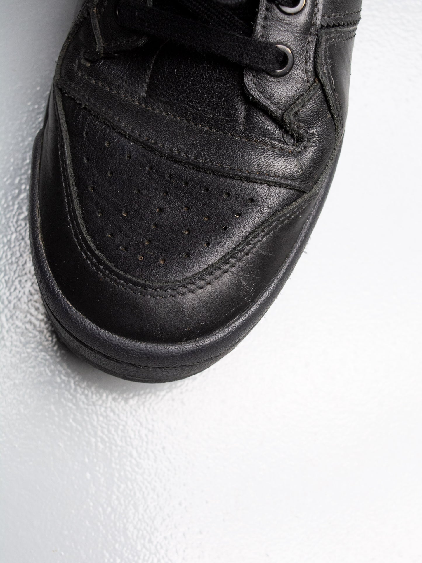 adidas Originals X Jeremy Scott 2022 JS Wings 4.0 (black) - size 44