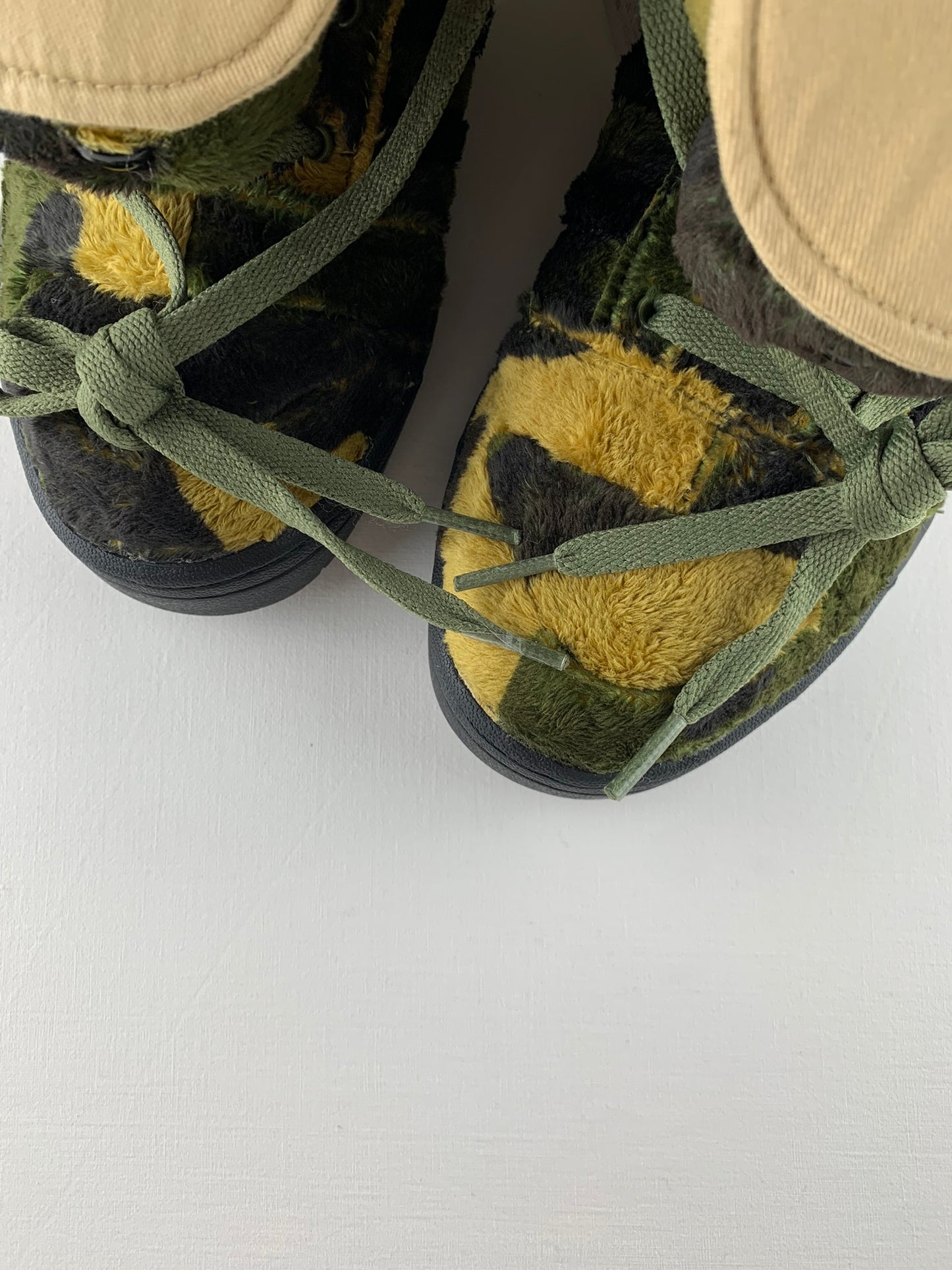 adidas Originals by Jeremy Scott - S/S 2013 - JS Camo Bear - size 41 1/3