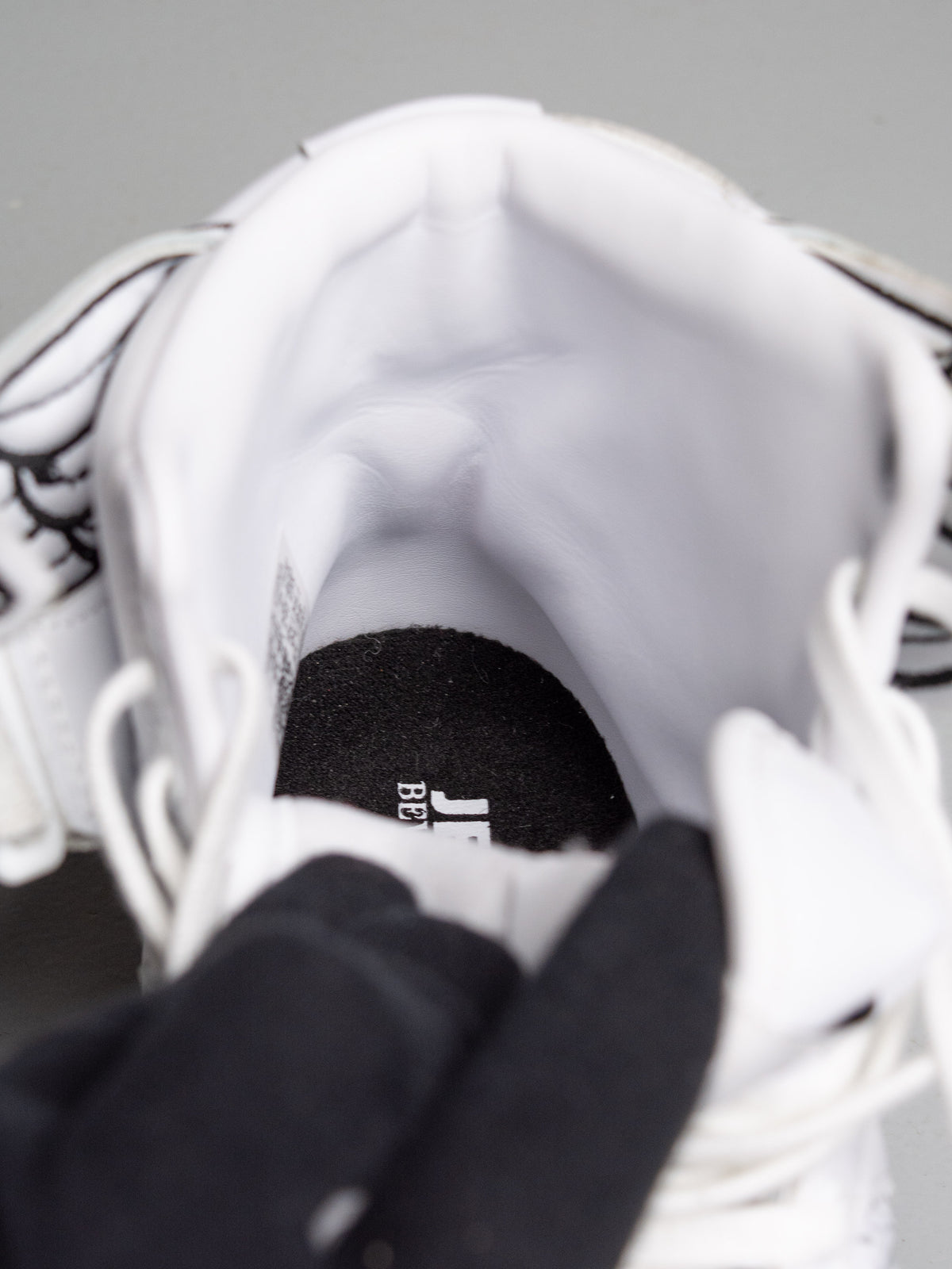adidas Originals X Jeremy Scott 2022 JS Wings 4.0 (white) - size 38 2/3
