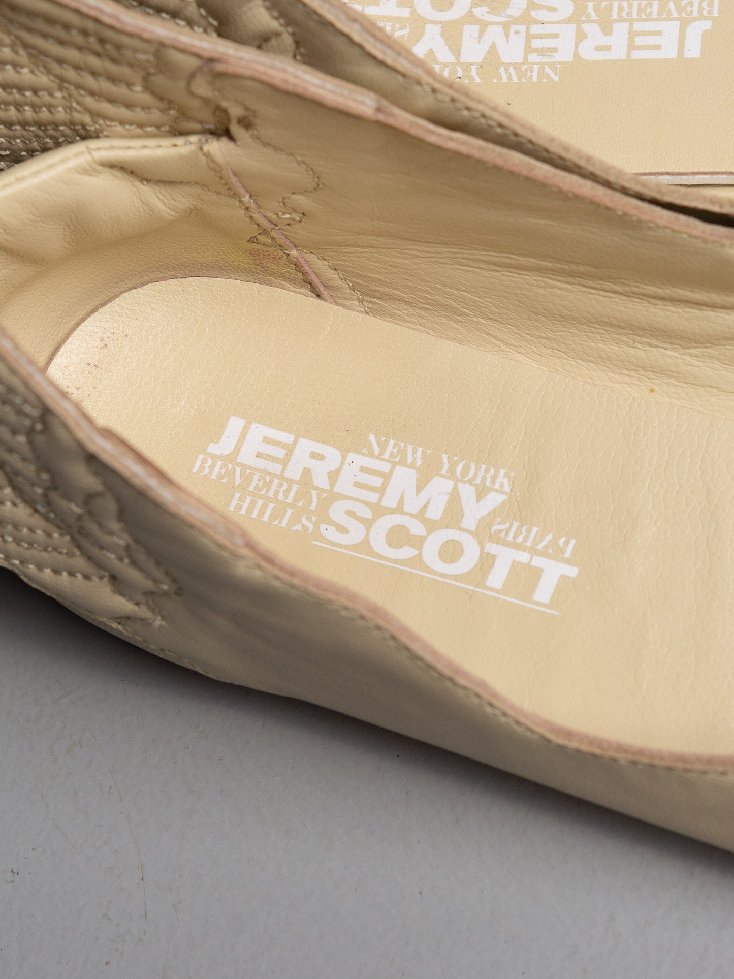 (factory sample) adidas Originals by Jeremy Scott S/S 2013 JS Wings Ballerinas (beige) - size 38 2/3