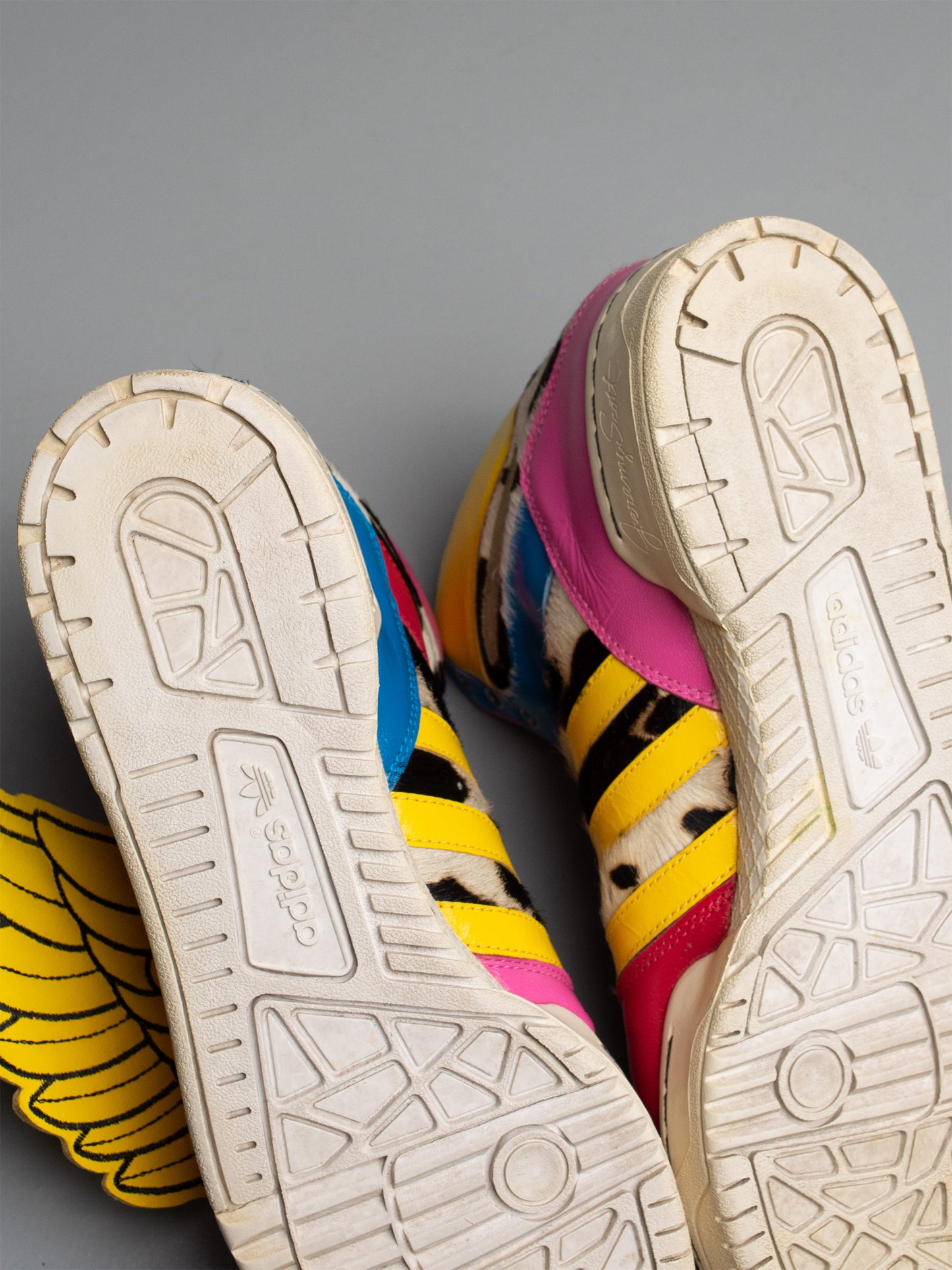 adidas Originals by Jeremy Scott X 2NE1 S/S 2012 JS Wings - size 44 2/3