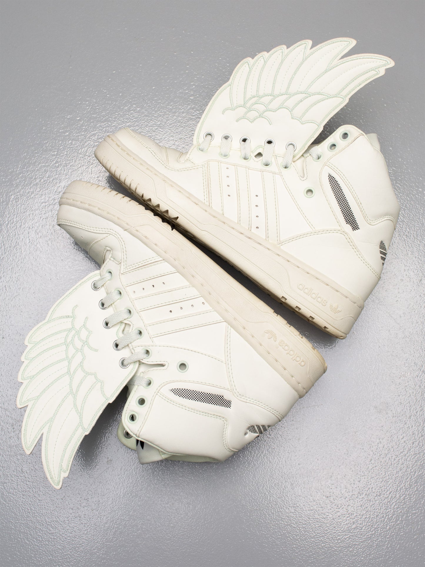 adidas Originals by Jeremy Scott S/S 2011 JS Wings Glow In The Dark - size 38