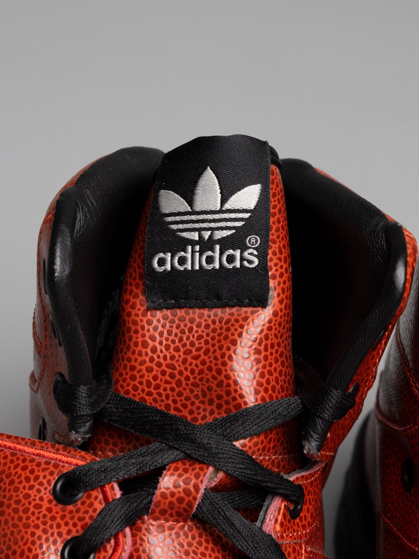 (sample) adidas Originals by Jeremy Scott A/W 2015 JS Wings Basketball - size 42 2/3